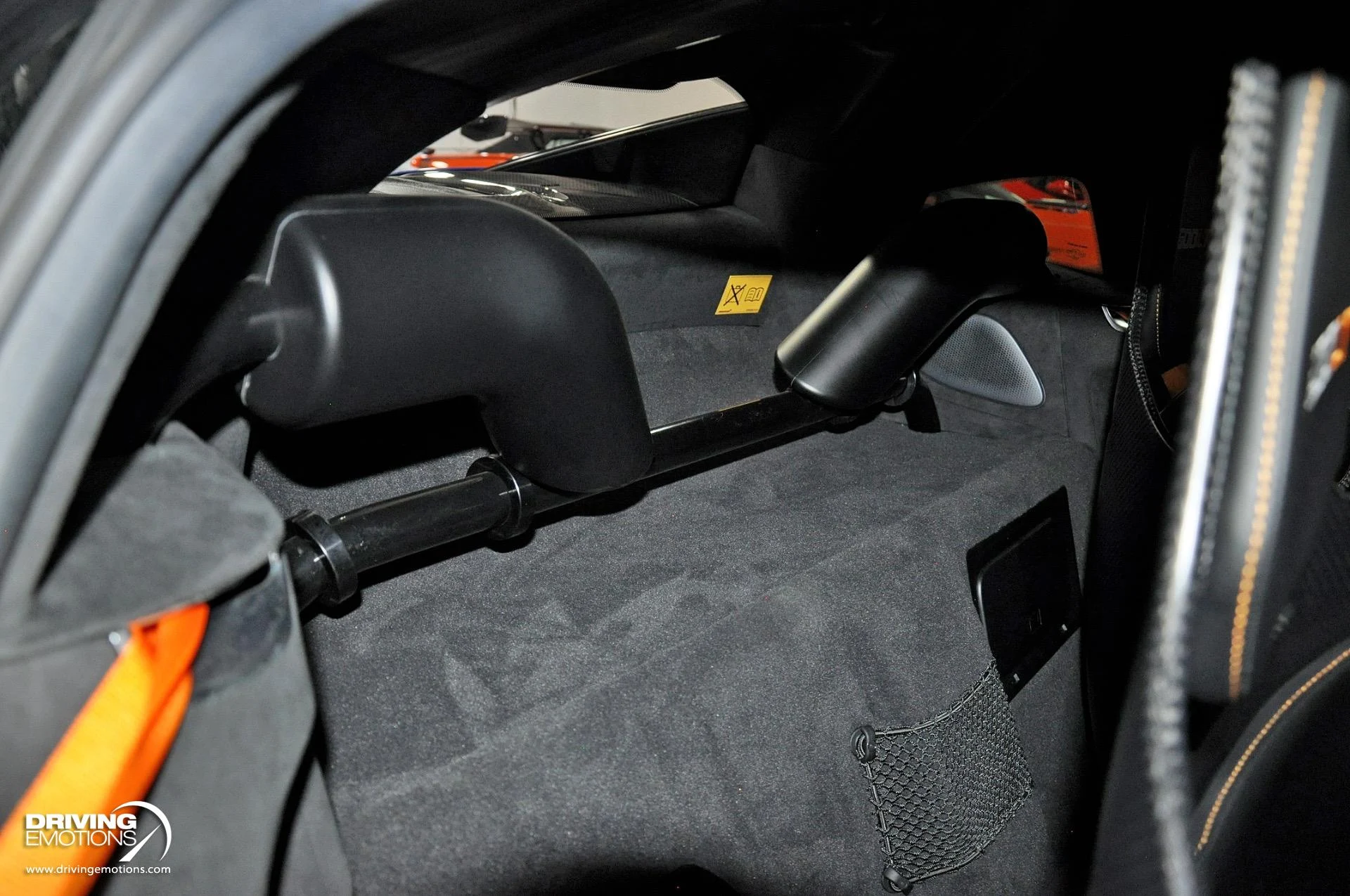 mph130_1248755459_836_p131_l_c421121f2a