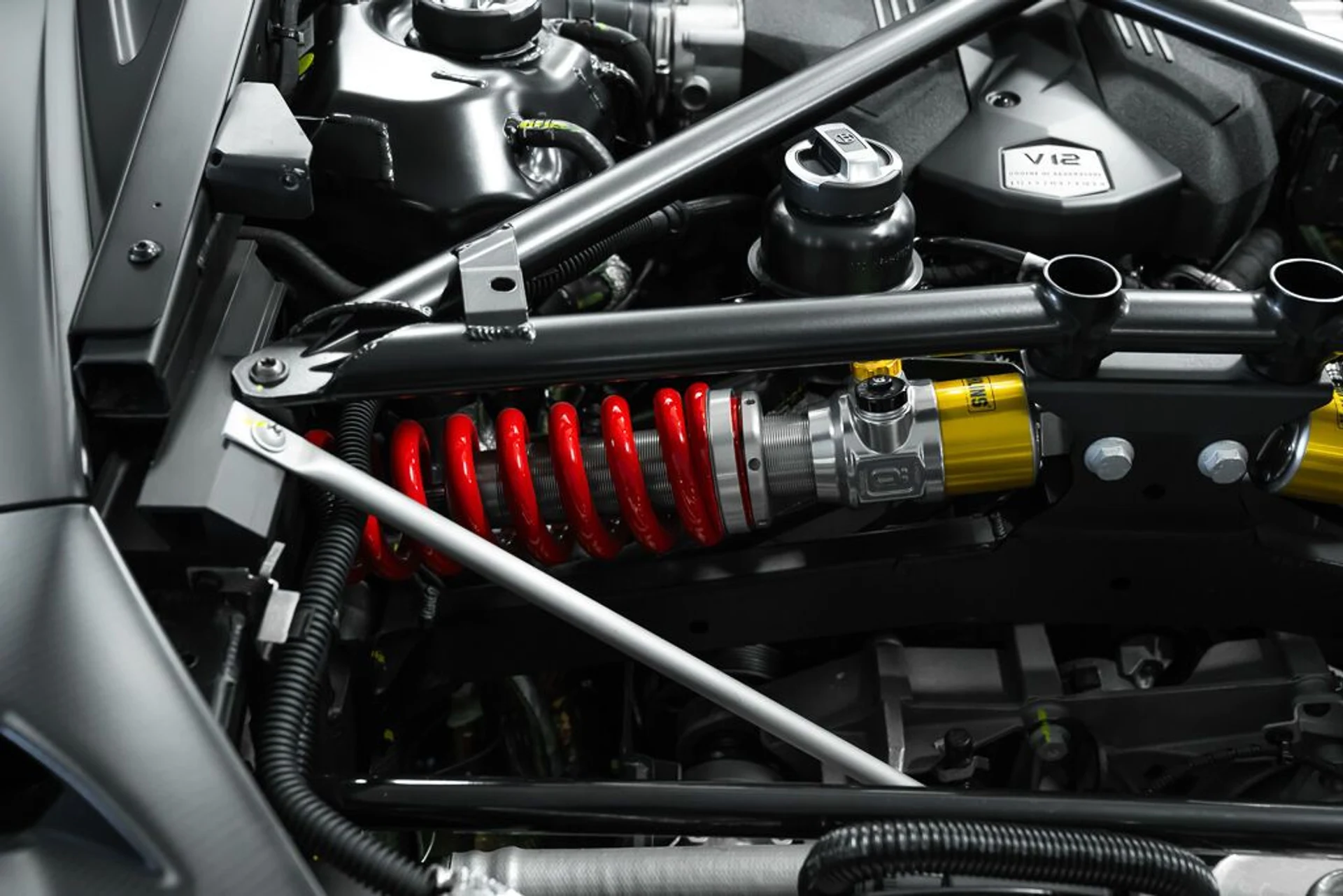 mph130_3110834442_lamborghini_veneno_2014_jpg_v_1779988126_5d0d43e0ba