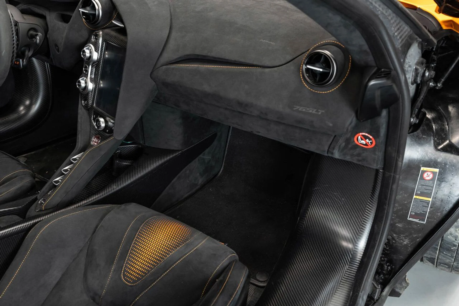 mph130_3148910780_mclaren_765lt_2021_7084e7cc18