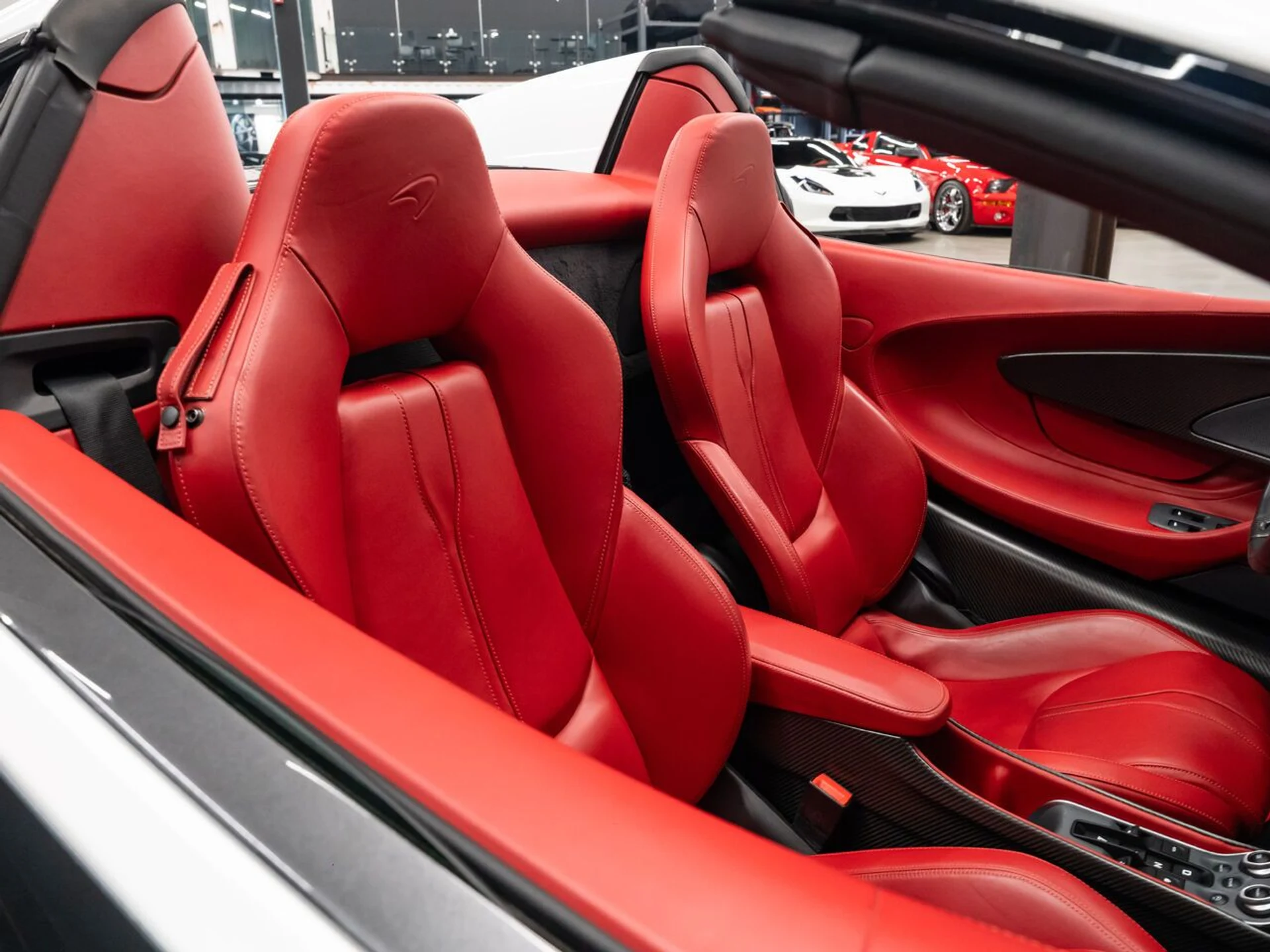 mph130_3464478165_mclaren_570s_2019_0735f85ad0