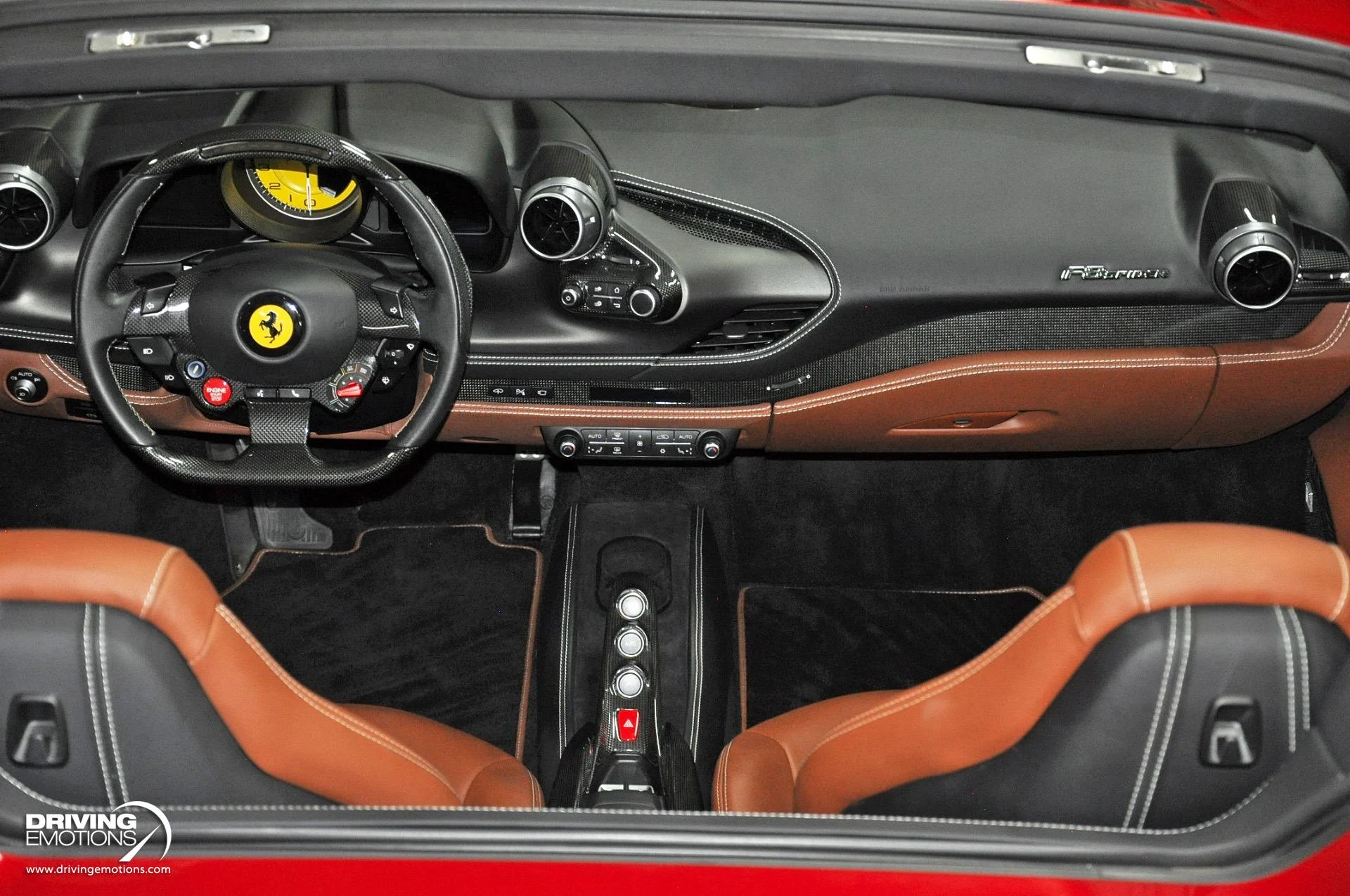 mph130_449313278_896_p131_l_ca405b9425