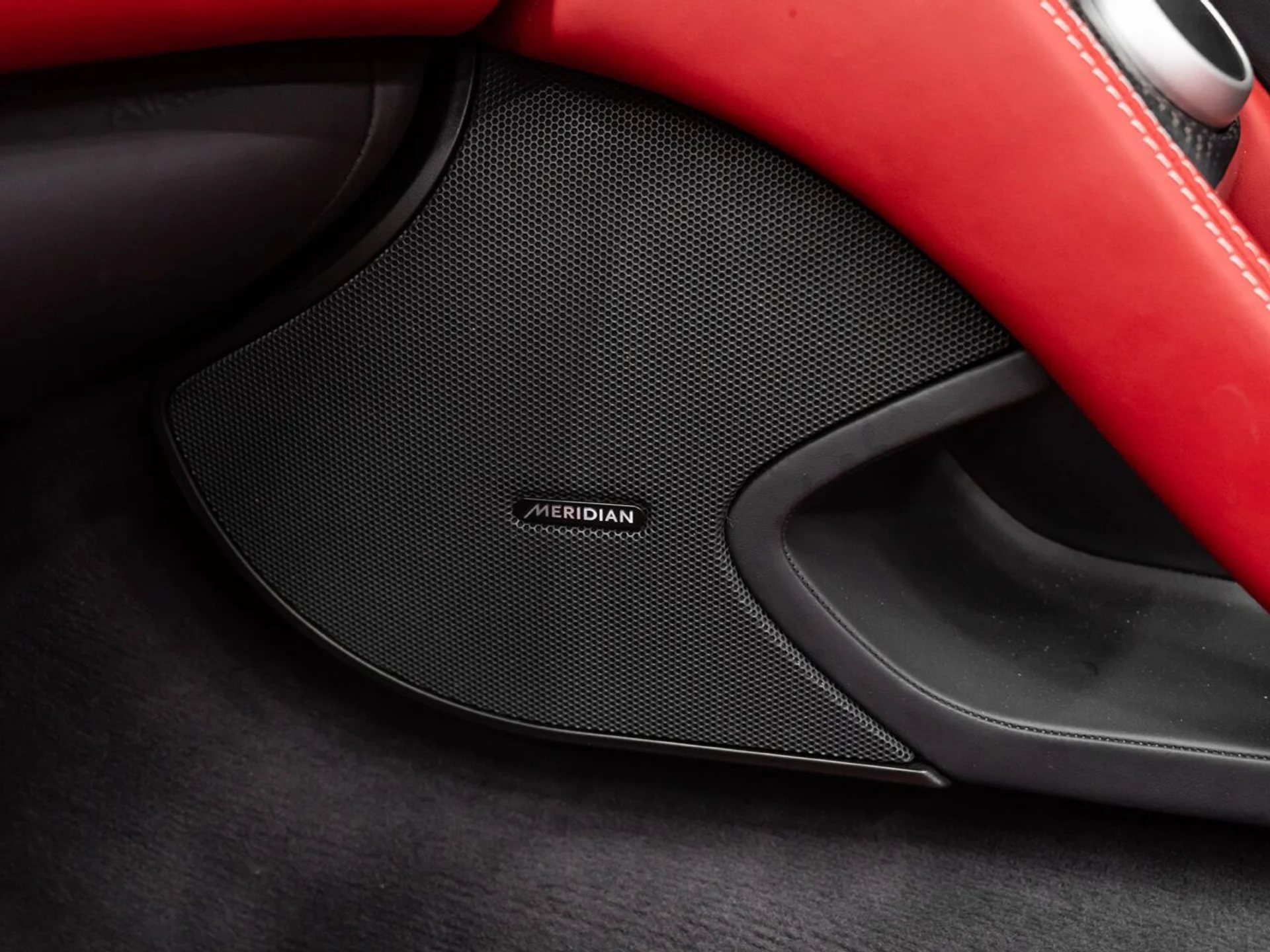 mph130_648959616_mclaren_650s_2015_ae801fdf71