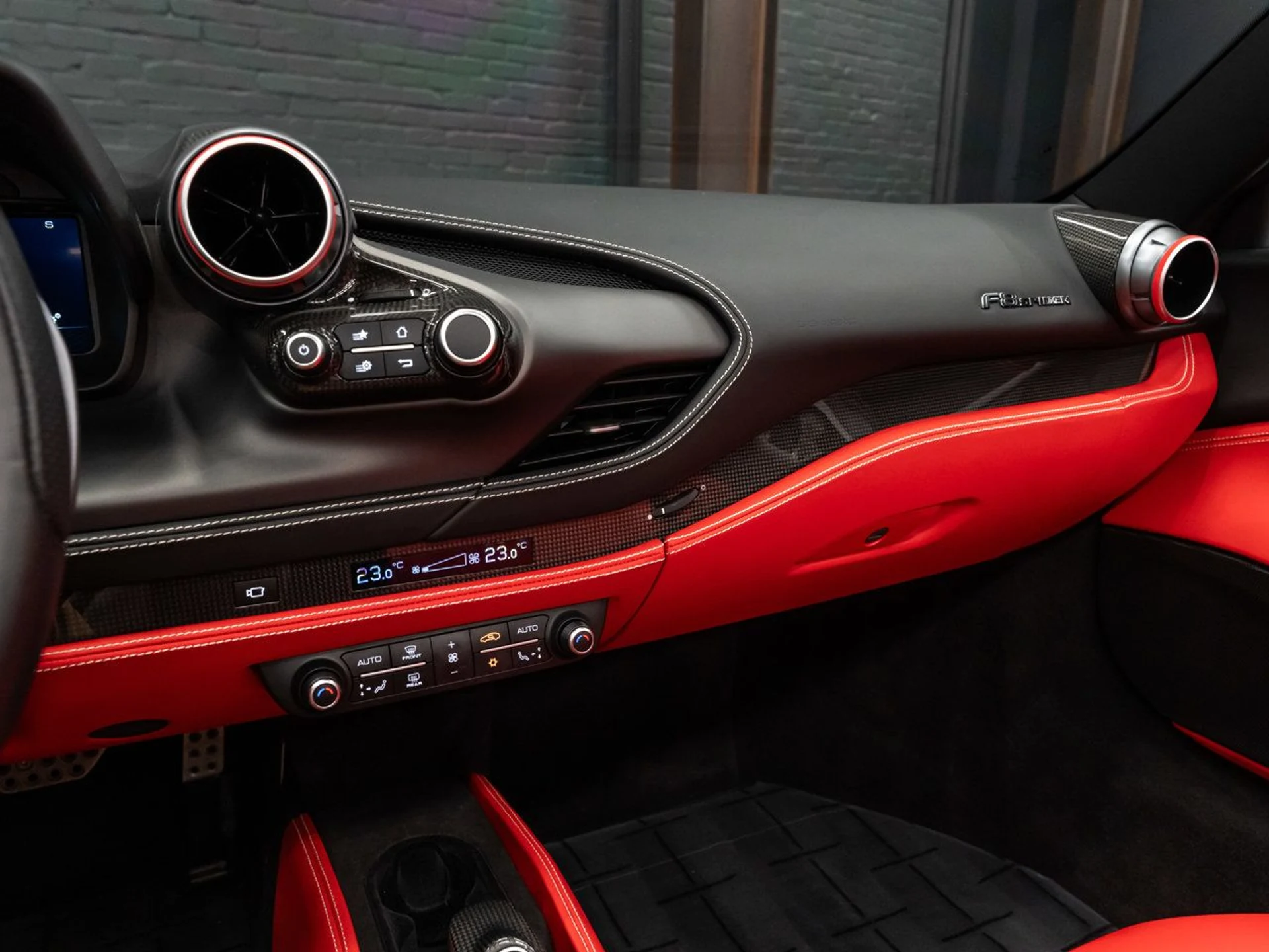 mph131_2566044903_ferrari_f8_spider_2021_6faf22e256