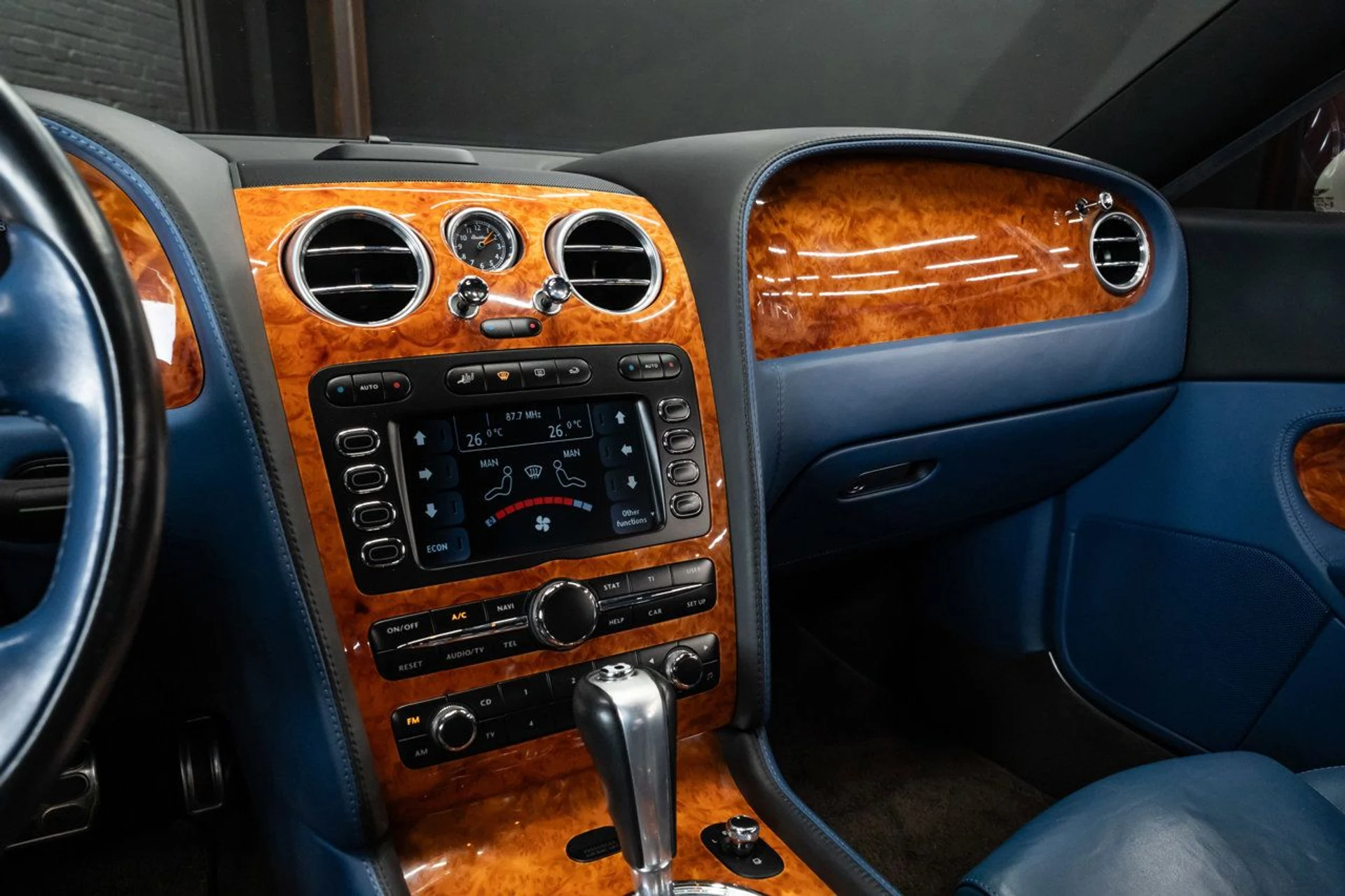mph131_2691199189_bentley_continental_gt_2006_3ea4ba4dd9