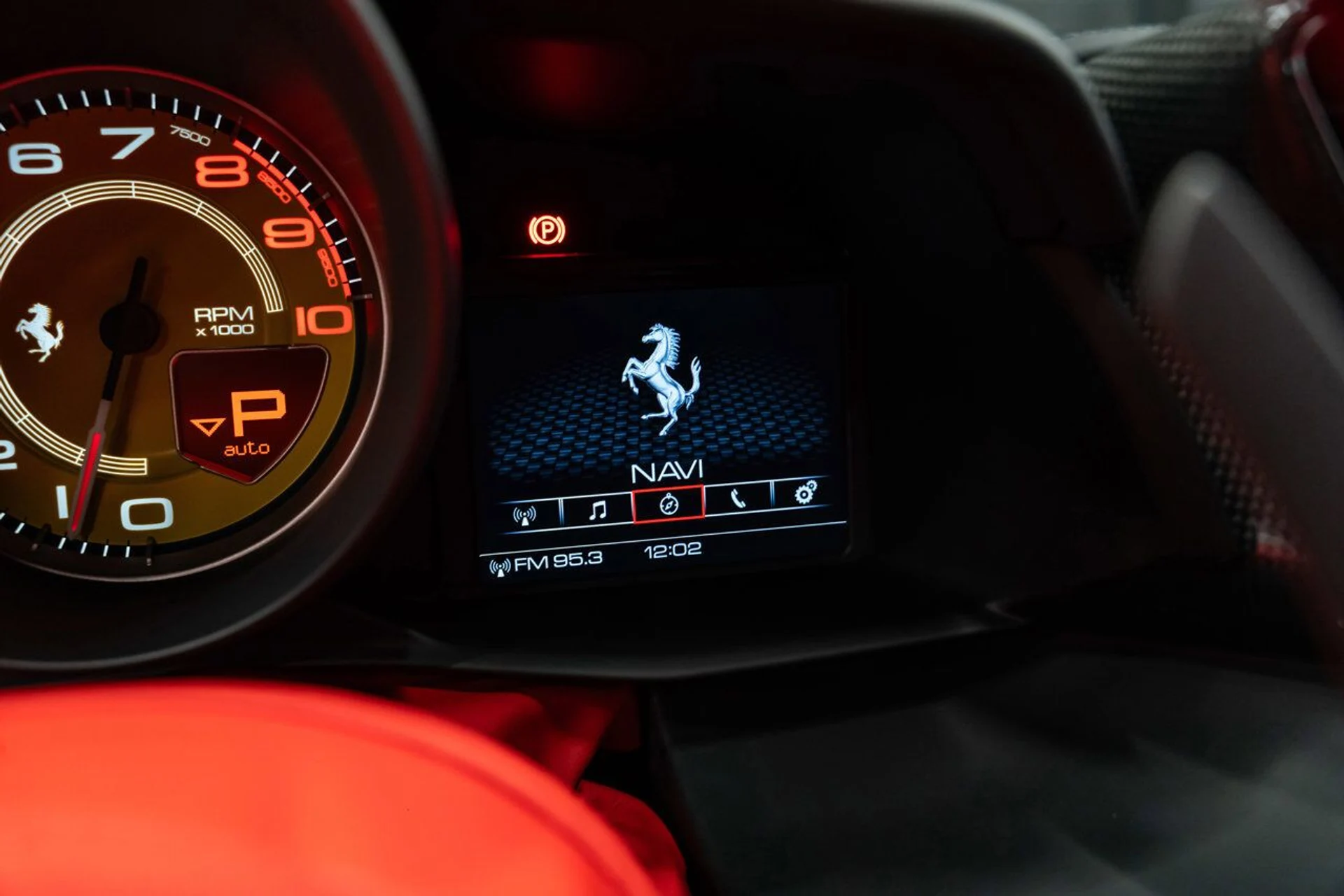 mph131_3451284699_ferrari_488_gtb_2018_4316b3d927