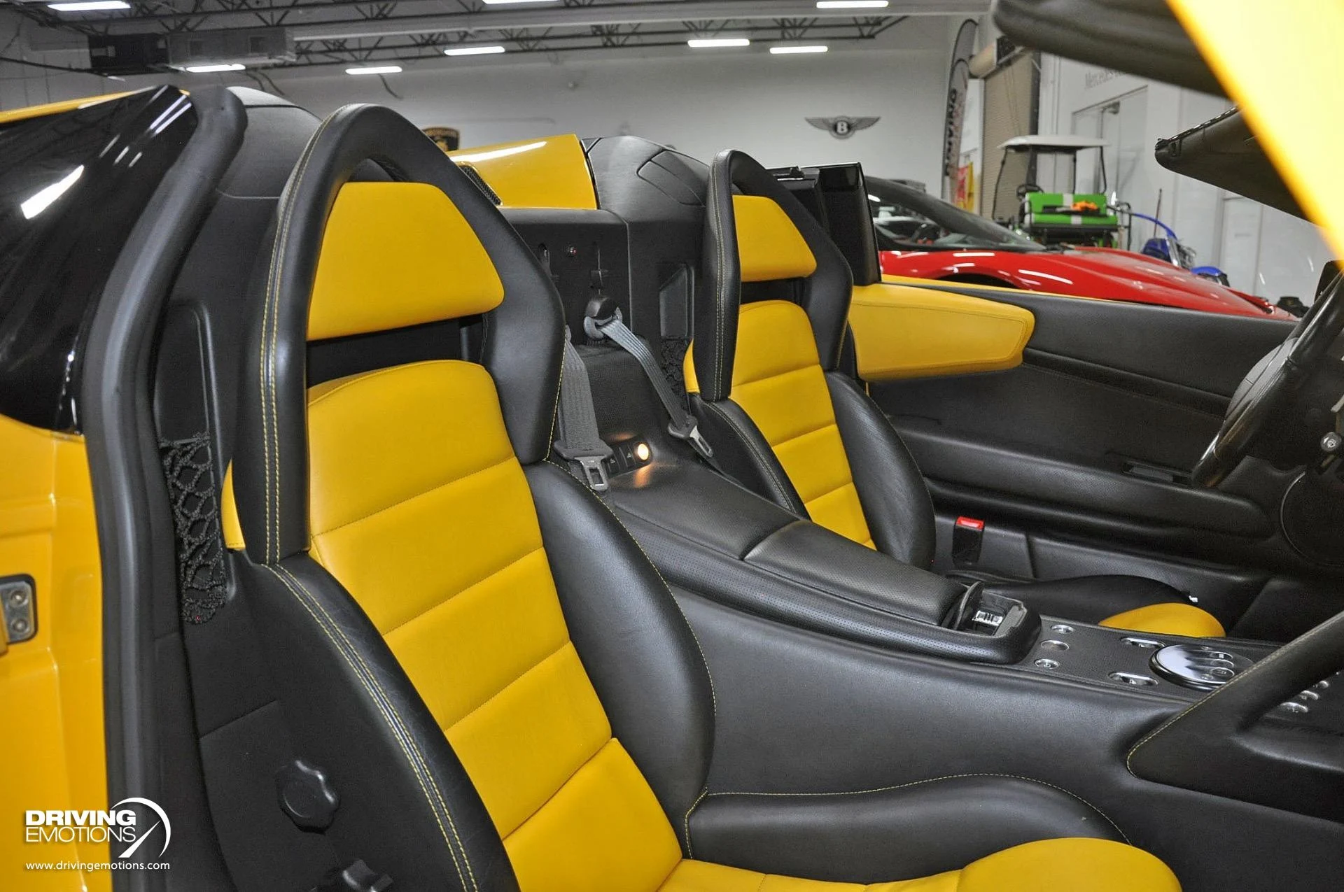 mph131_3691762571_862_p132_l_2e64e13cda