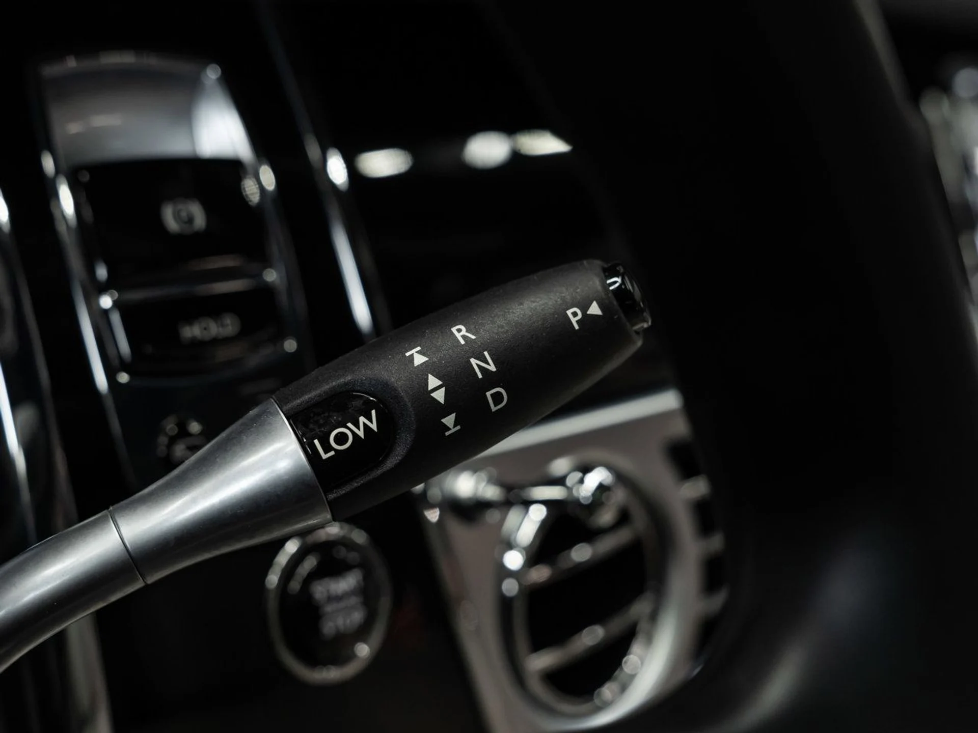 mph131_3747159870_rolls_royce_ghost_2012_3d1bfe9e75