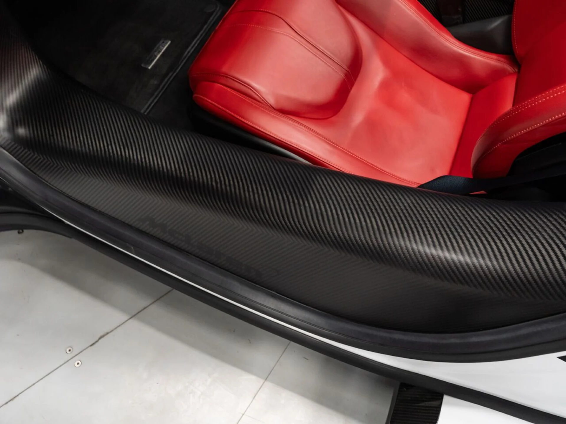 mph131_4141448074_mclaren_570s_2019_029ec43d63