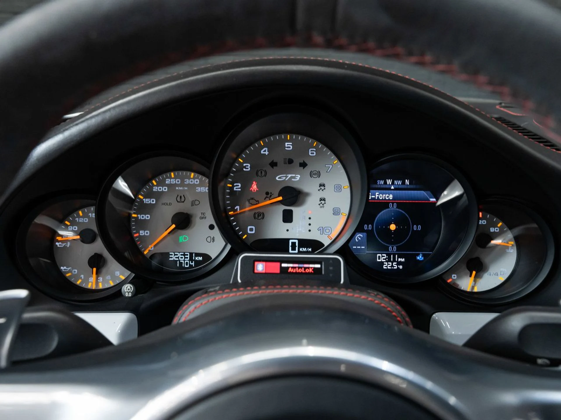 mph131_62376171_porsche_911_2015_23ee745c70