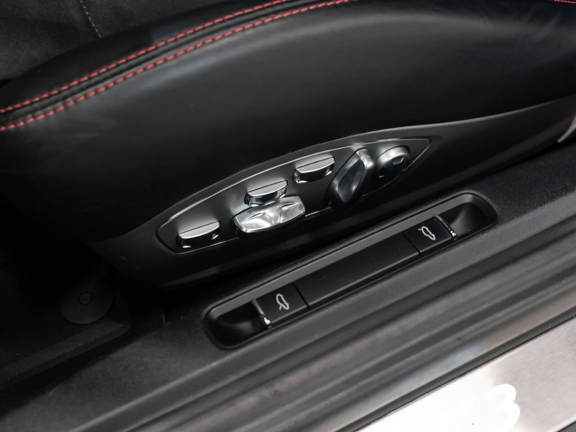 mph132_1362564804_porsche_911_2015_64d7fdebfe