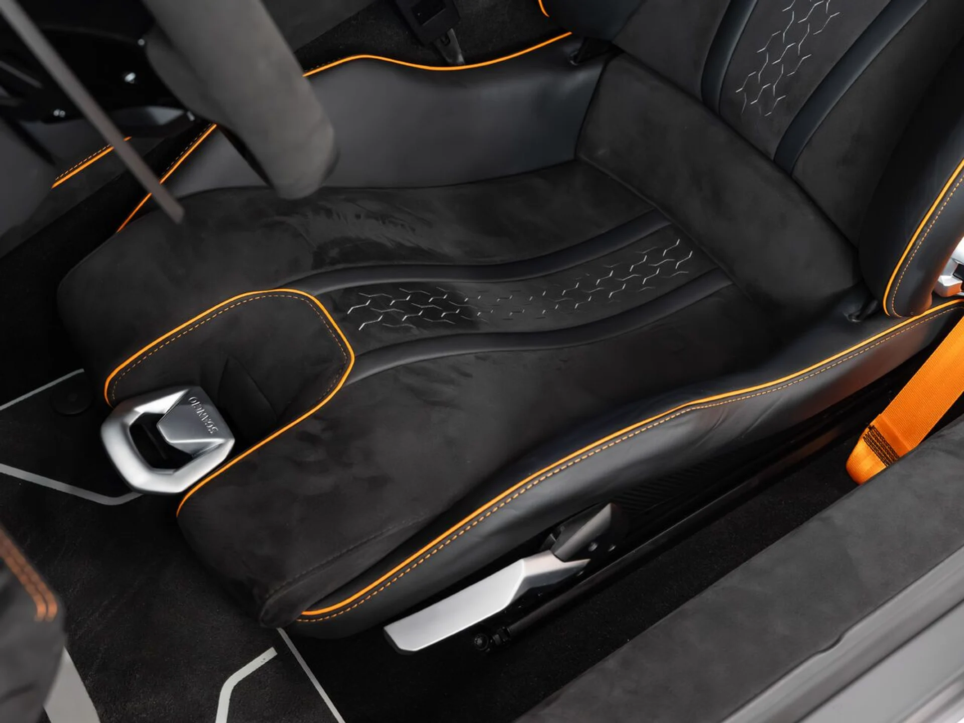 mph133_1214460851_lamborghini_huracan_2023_cb4792b5a1