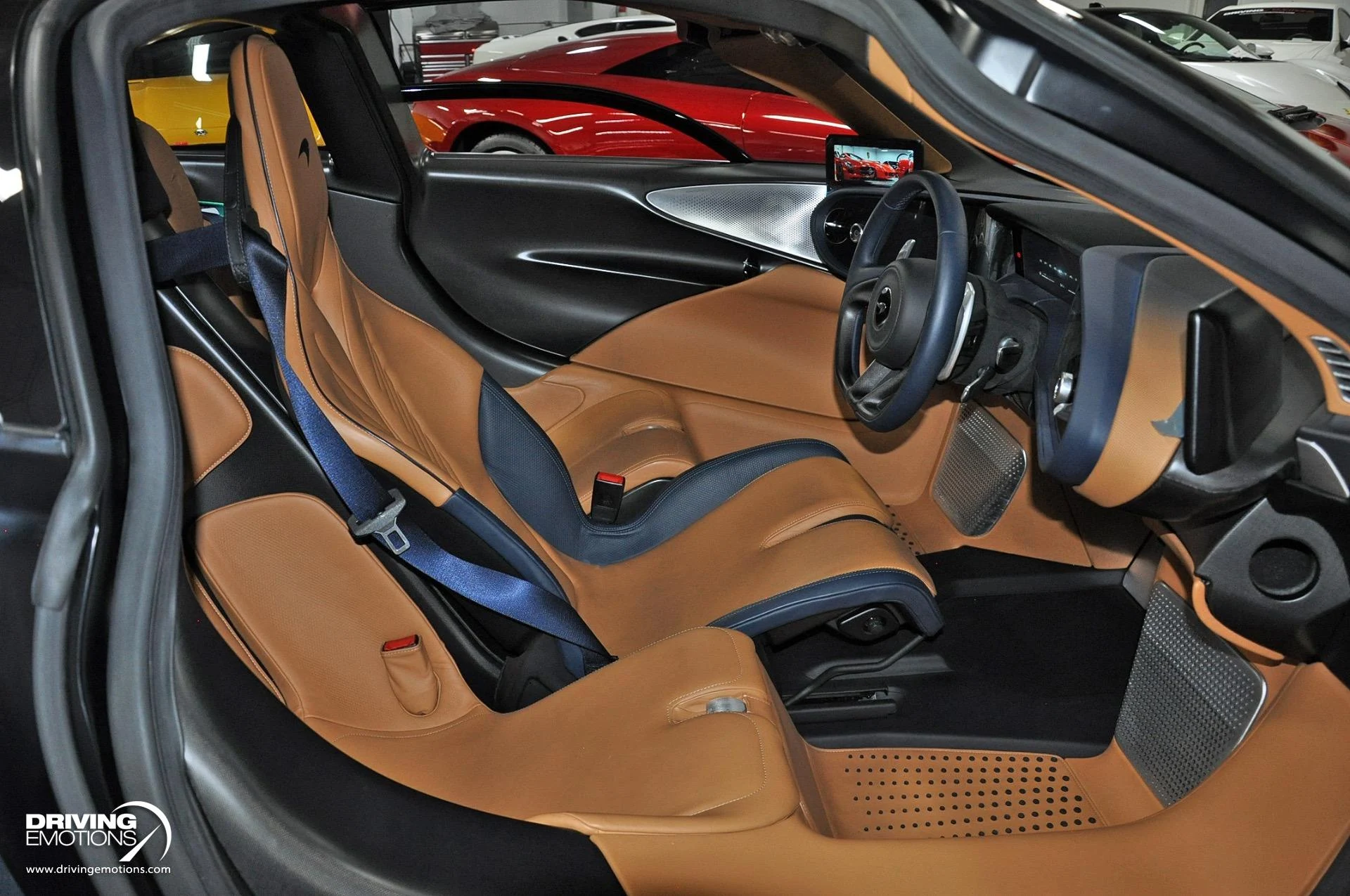 mph133_1299835504_821_p134_l_b8ba8ec4f0