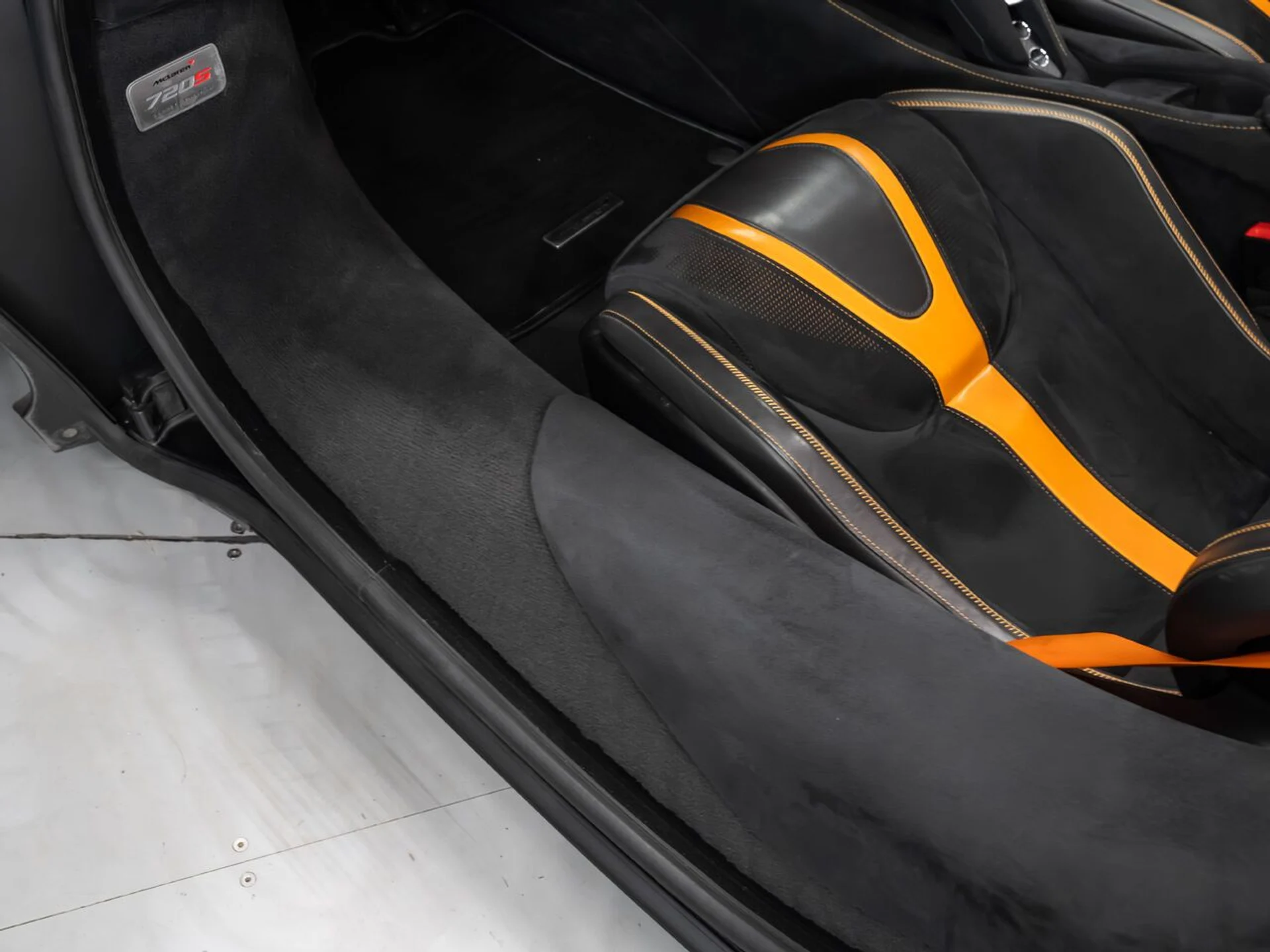 mph133_1906307087_mclaren_720s_2018_6961a83b4b