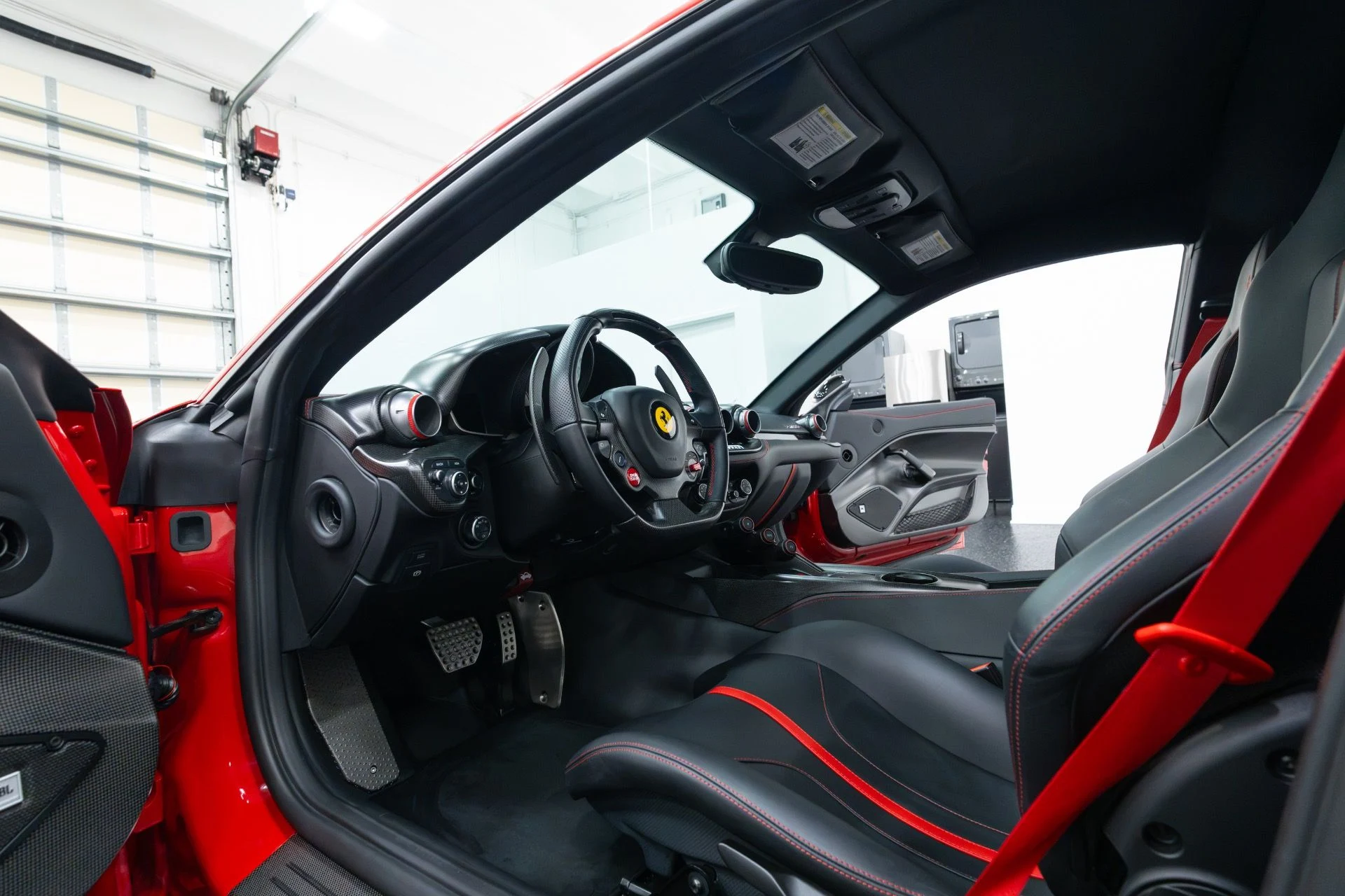 mph133_2953084467_Used_2017_Ferrari_F12tdf_1788471792_6c83a4b591