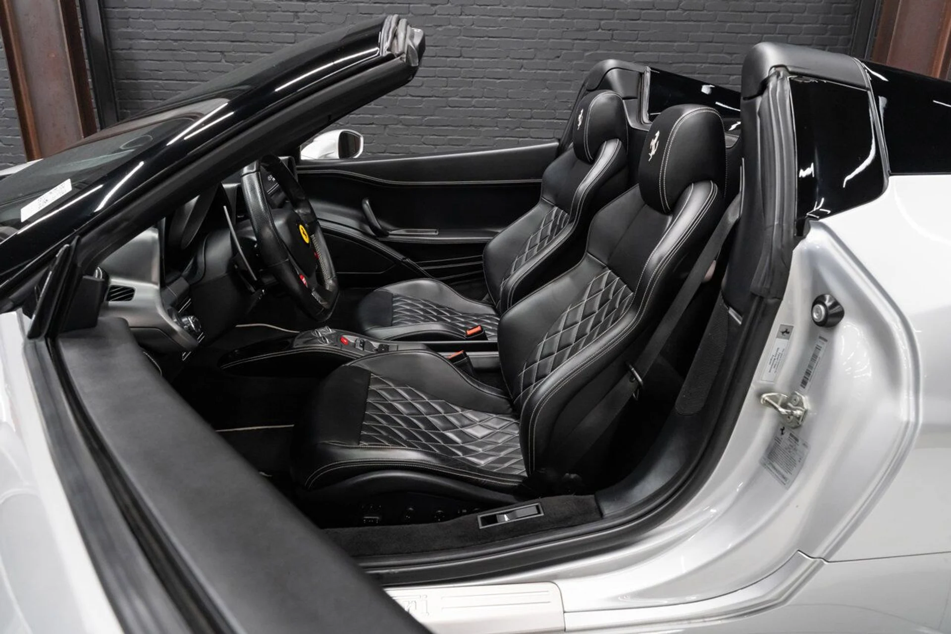mph134_156837467_ferrari_458_italia_2013_be84d57296