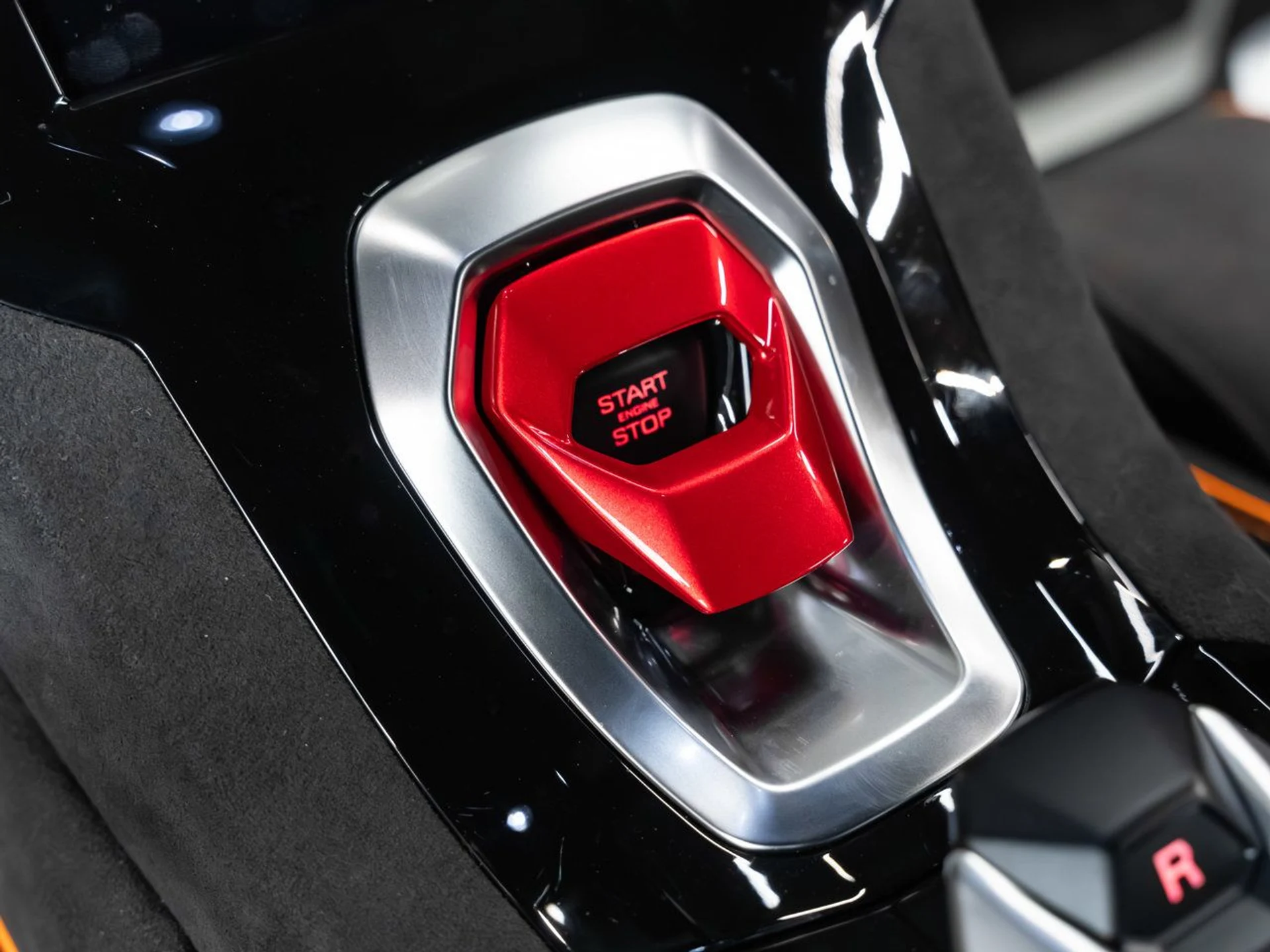 mph135_1196135311_lamborghini_huracan_2023_4deca69d4b