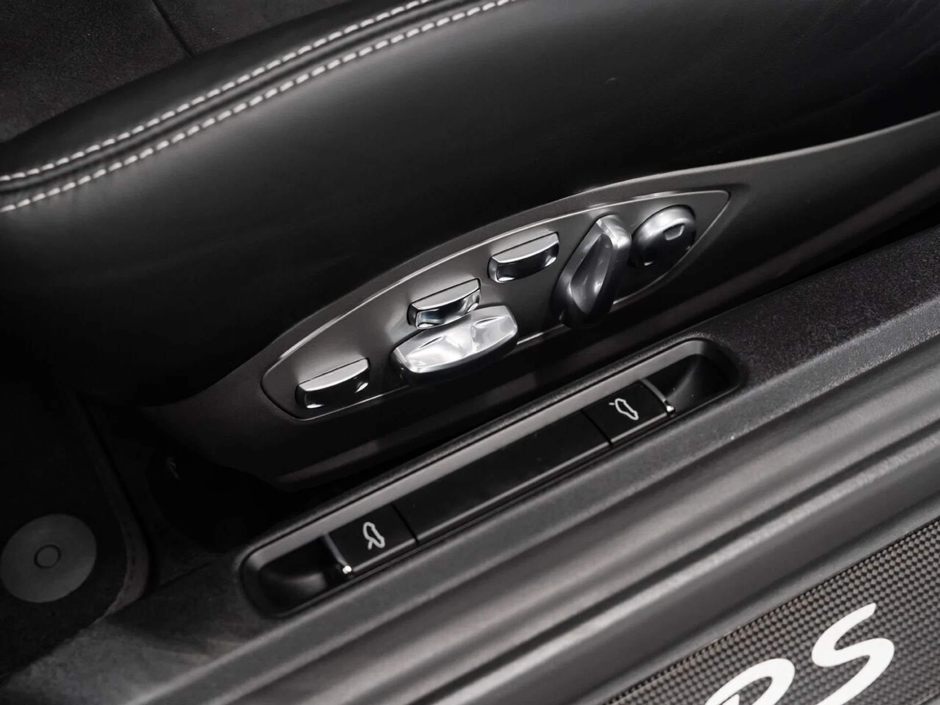 mph135_1337840757_porsche_911_2019_1ff9dcef94