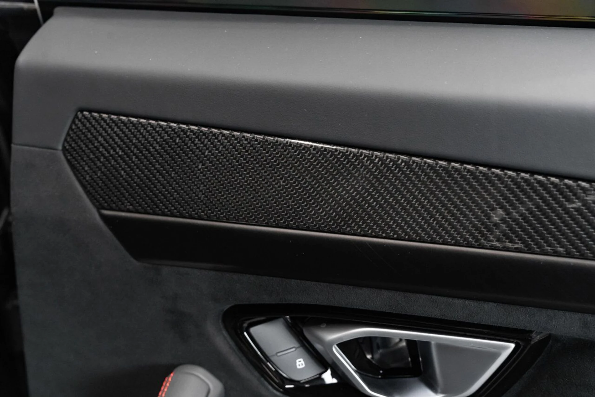 mph135_3509317385_lamborghini_urus_2023_c7933e72d6