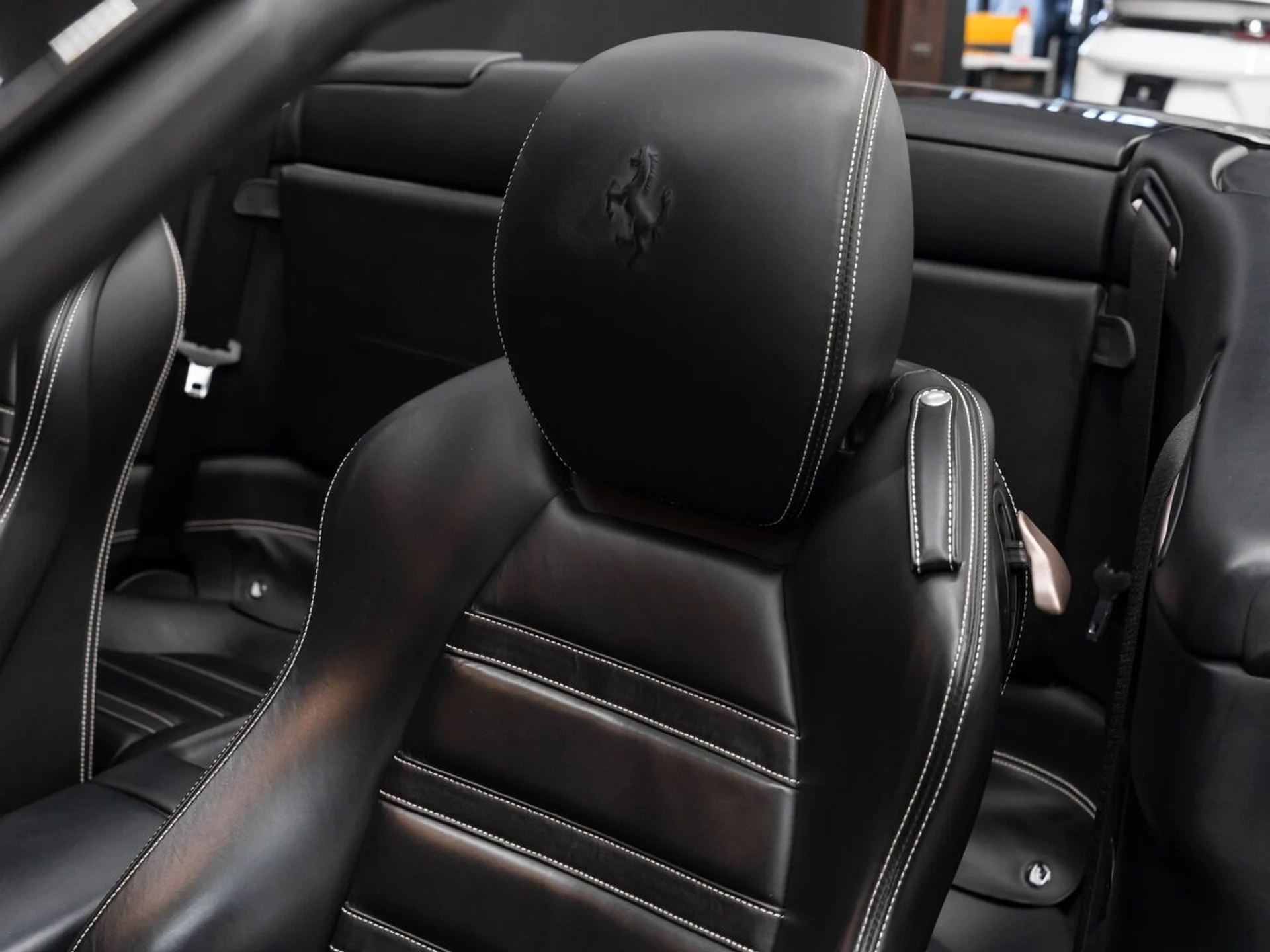 mph135_4124086379_ferrari_california_2011_b53f16398b