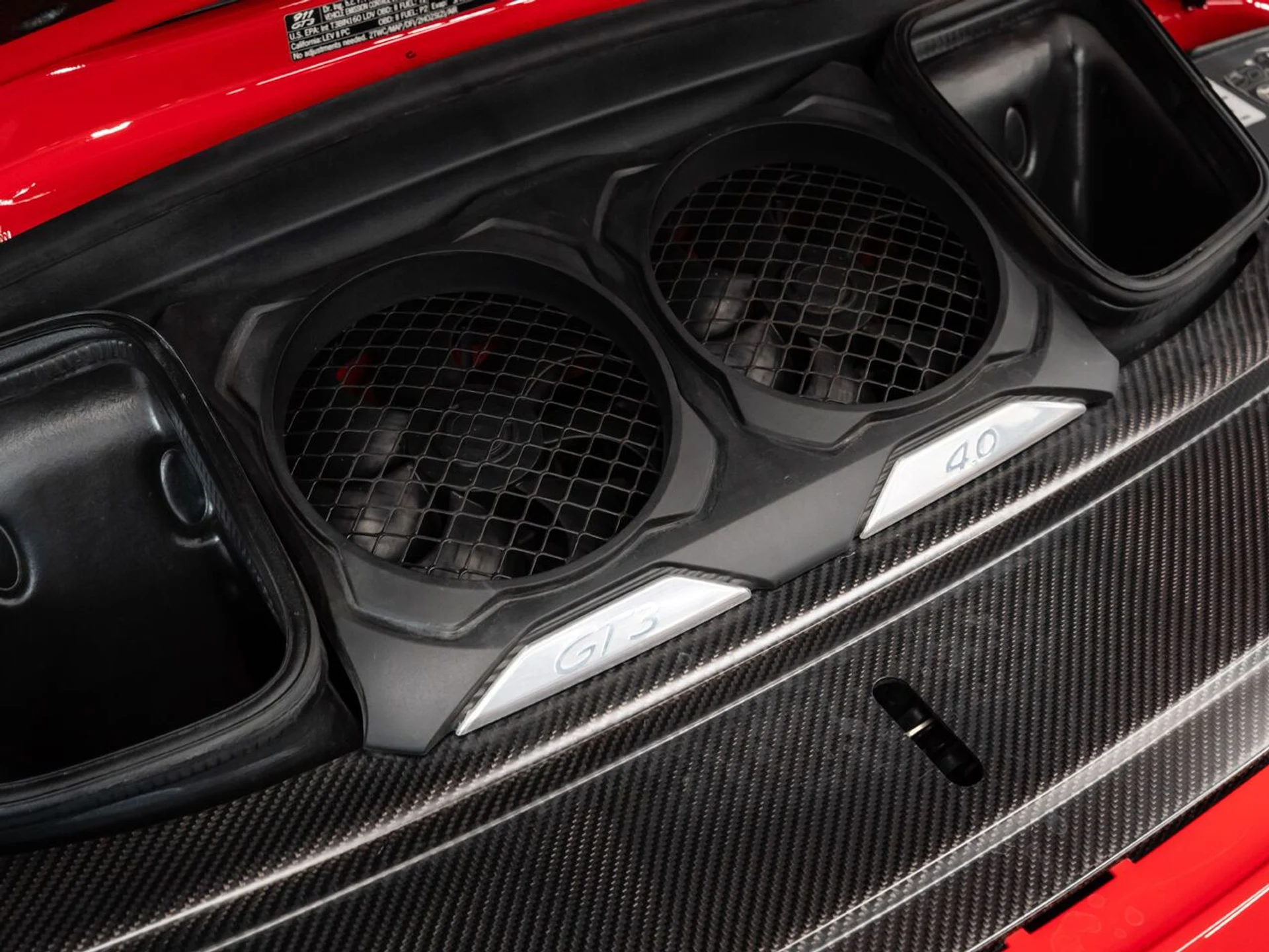 mph135_909870825_porsche_911_2018_b10f00a696