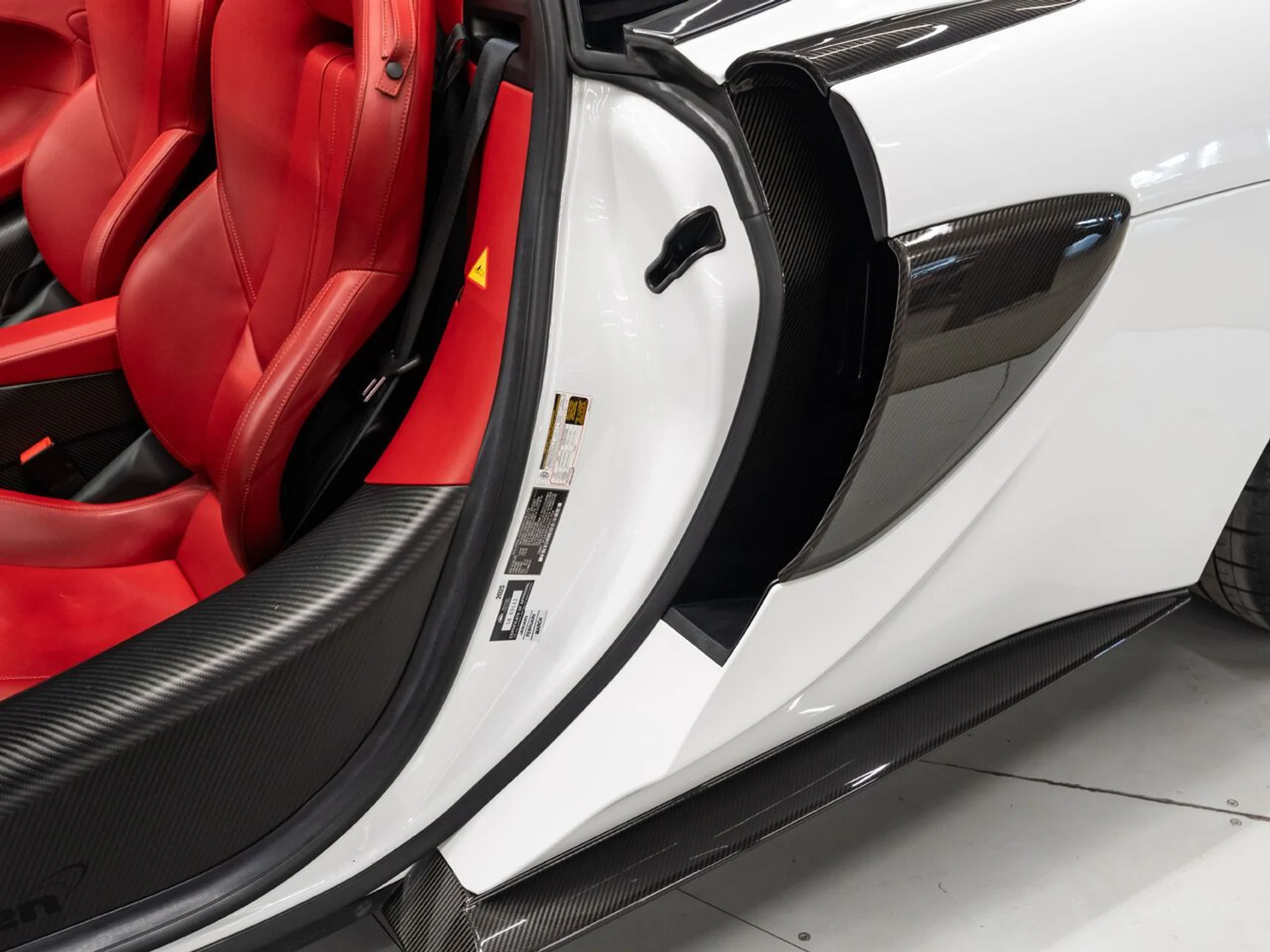 mph136_1964352868_mclaren_570s_2019_fbd162268a