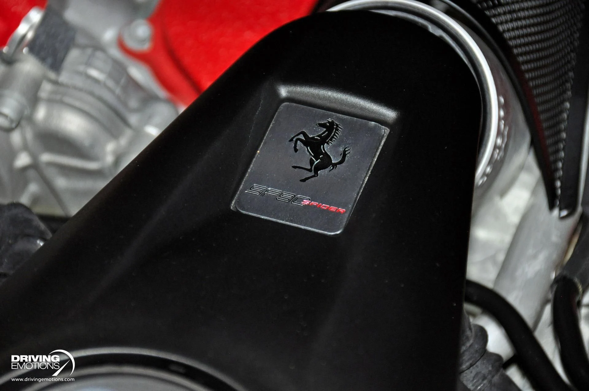 mph137_1410897182_860_p138_l_7d35627274