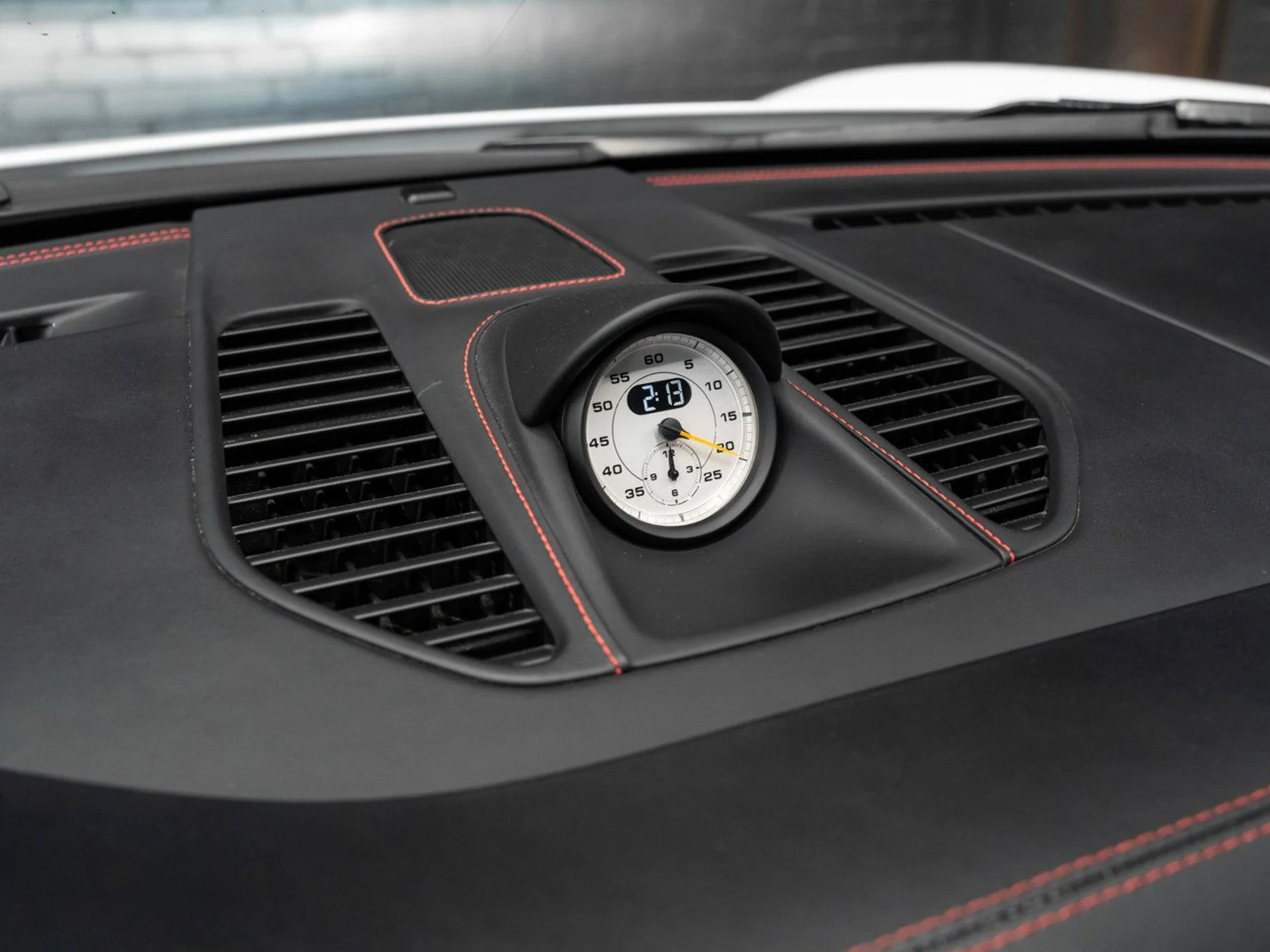 mph137_2641054961_porsche_911_2015_9d48def6bc