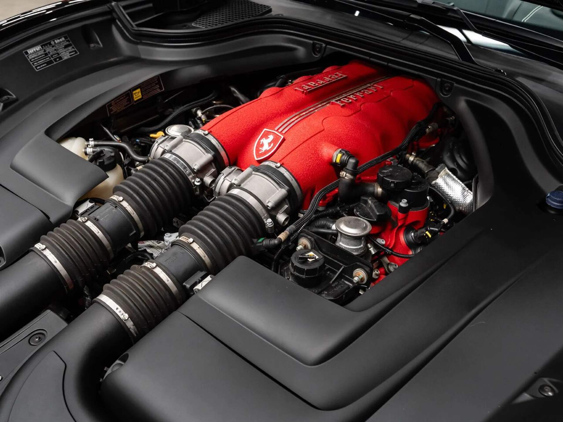 mph137_3528579012_ferrari_california_2011_1d1ed76a8c