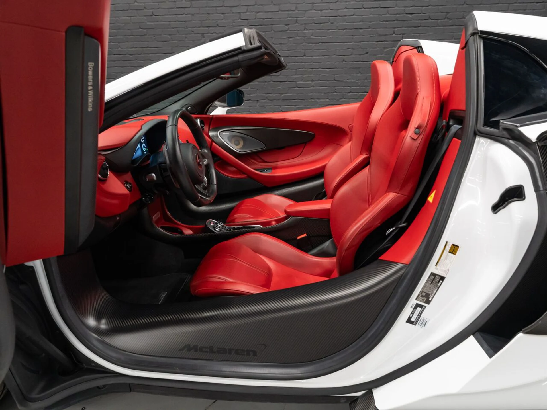 mph137_3969386477_mclaren_570s_2019_87e5b3ba71
