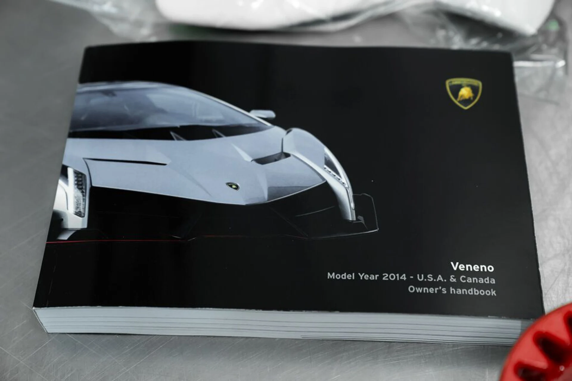 mph138_1254800575_lamborghini_veneno_2014_jpg_v_1779988126_f46cadc792