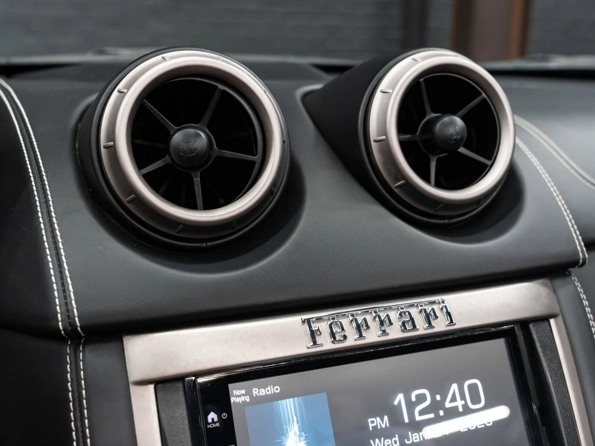 mph138_14911337_ferrari_california_2011_a0a6daa0e0