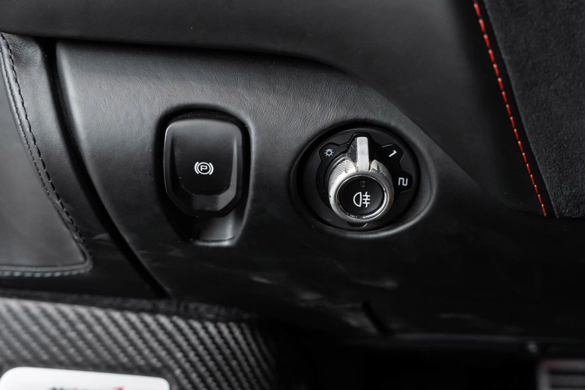 mph138_1706610183_mclaren_720s_2018_3ebf982b8e