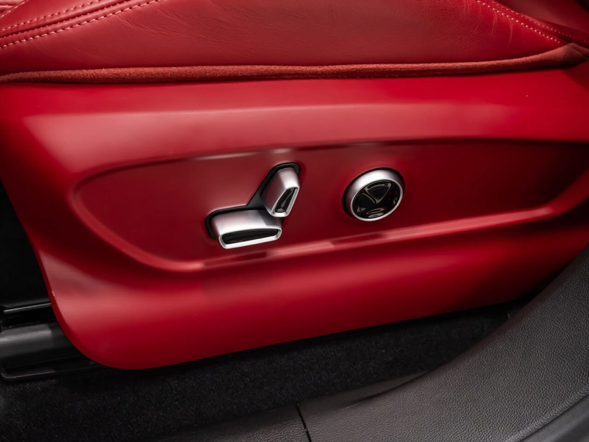 mph138_459461463_maserati_grecale_2024_a2180ee65b