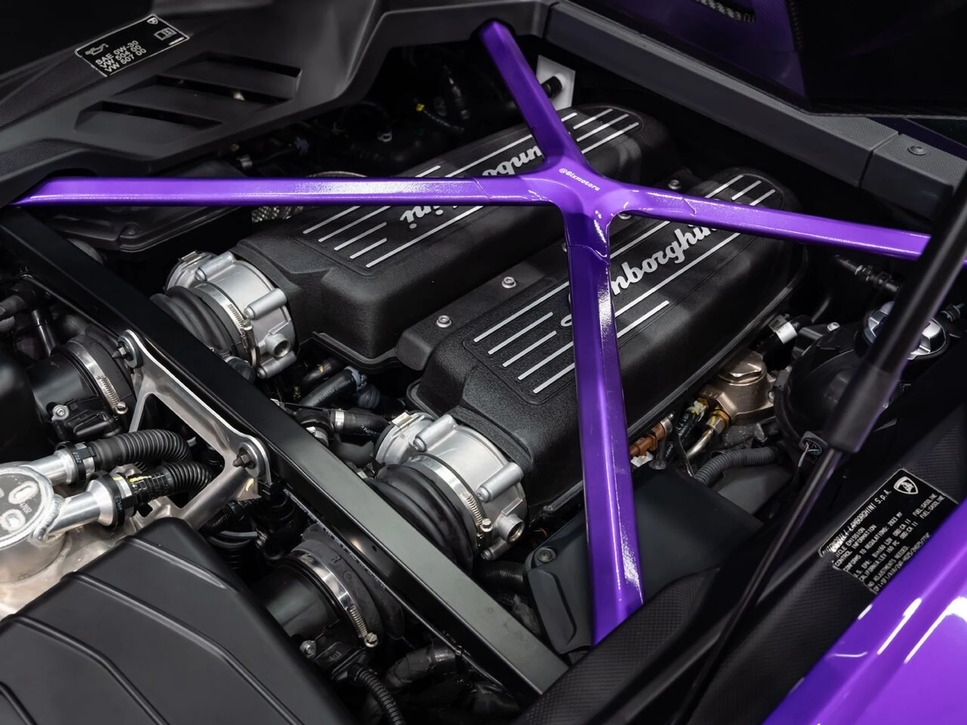 mph138_777062917_lamborghini_huracan_tecnica_2023_f15537686c