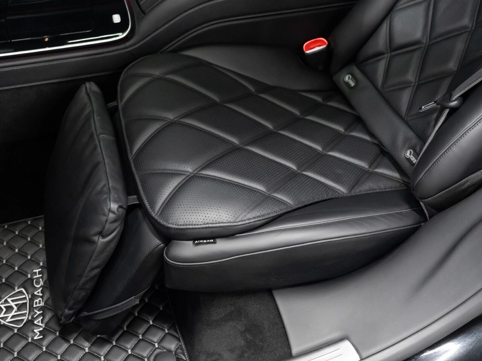 mph139_3634870342_mercedes_benz_s_class_2023_02ad0f43dd