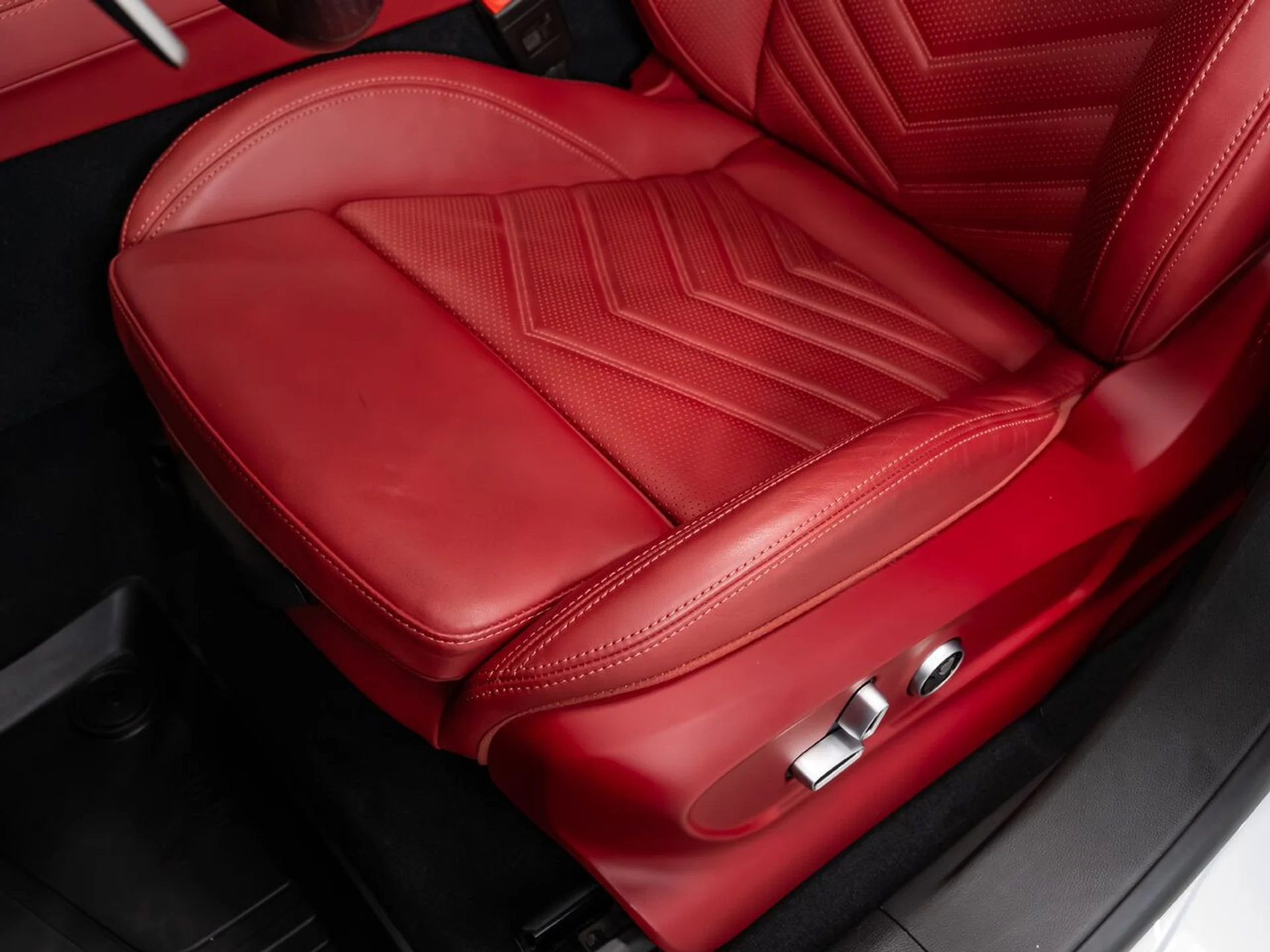mph139_743640675_maserati_grecale_2024_d3668c9f96