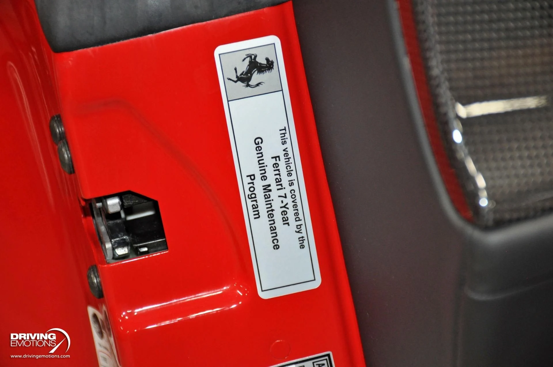 mph140_1093042497_860_p141_l_62772da2d7