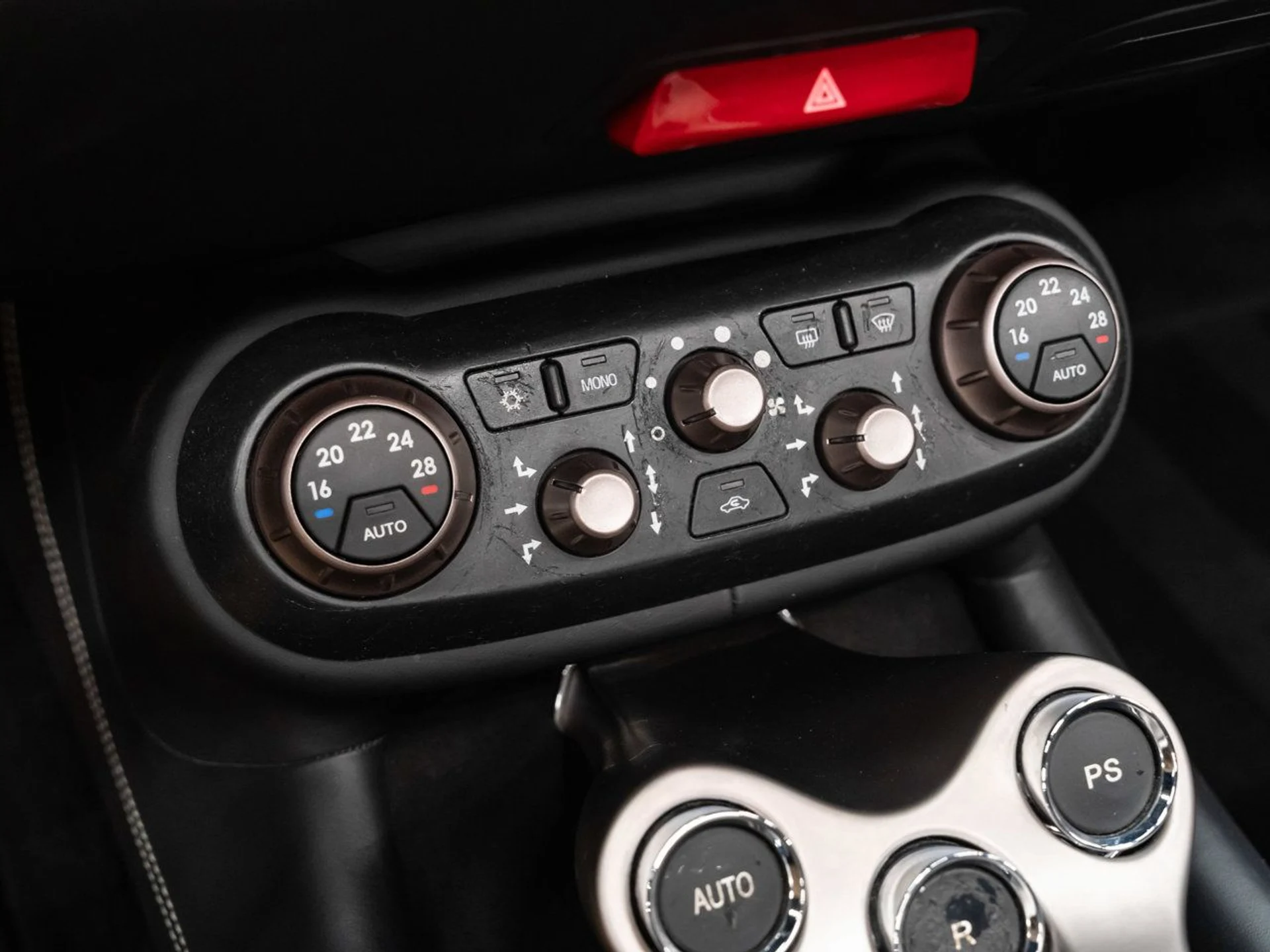 mph140_2088649644_ferrari_california_2011_73d733cea5