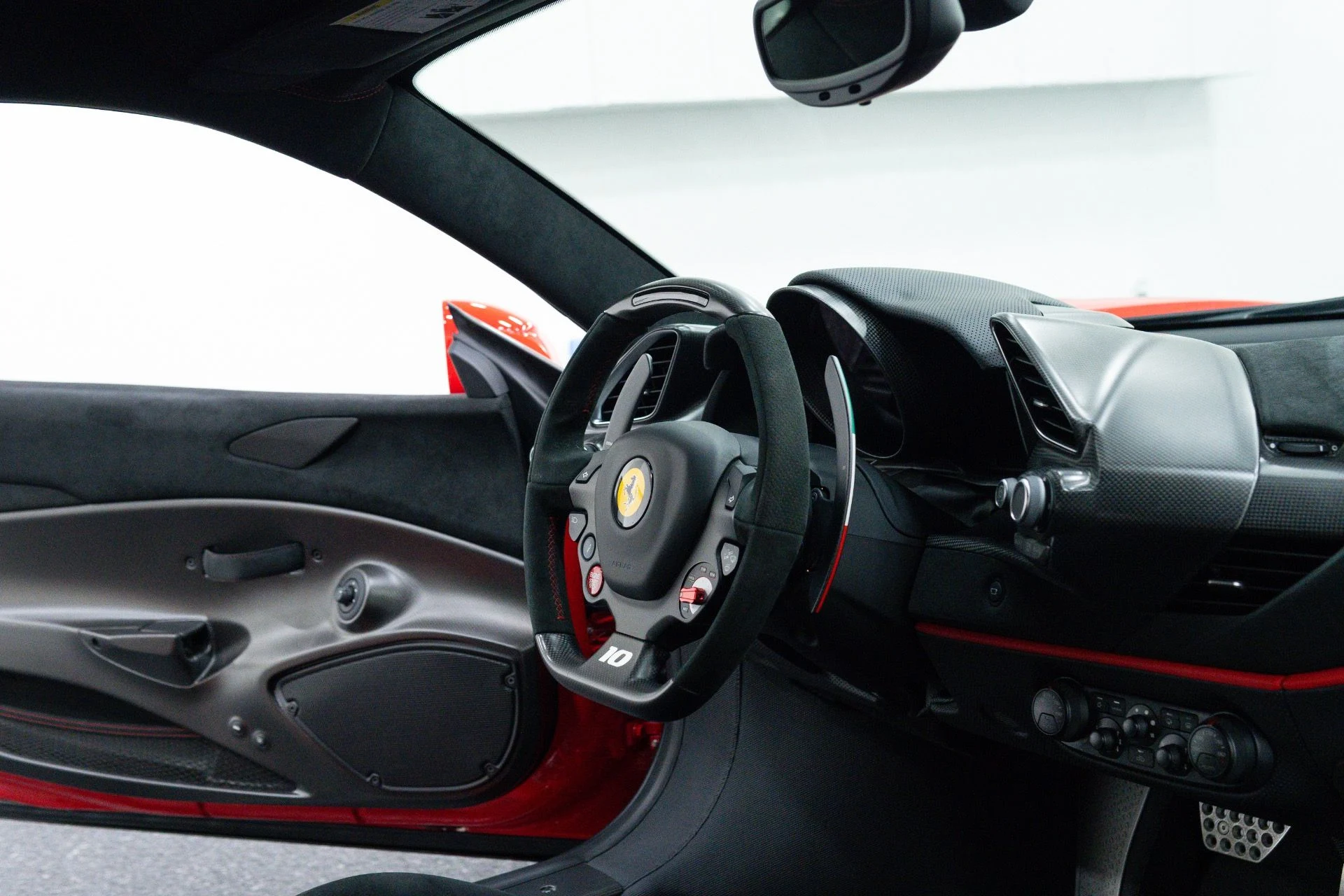 mph140_234347554_Used_2020_Ferrari_488_Pista_1788470624_e1bb36a675
