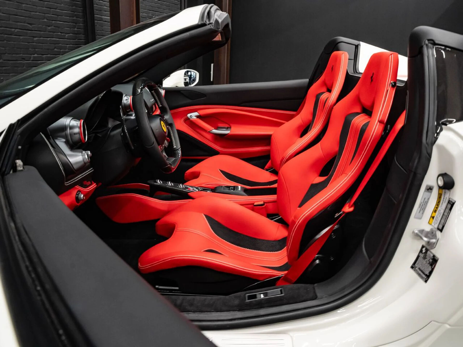 mph140_3694305878_ferrari_f8_spider_2022_94aa28dbbd