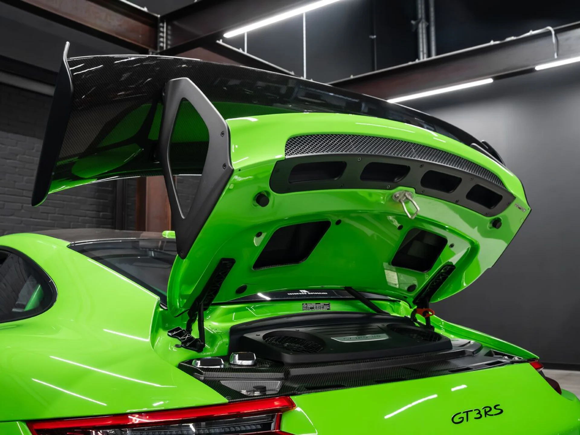 mph141_3056039337_porsche_911_2019_29a171e051