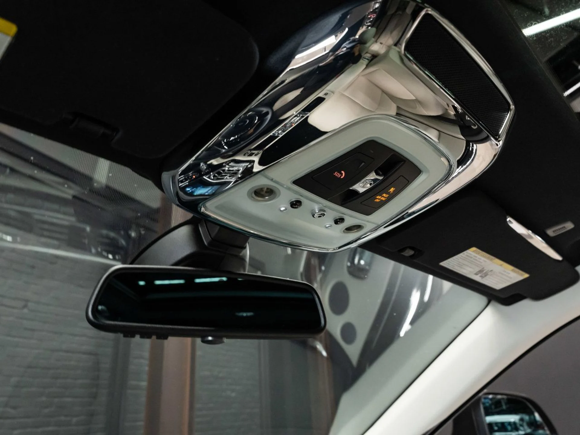 mph141_352344509_rolls_royce_ghost_2012_f73af34874