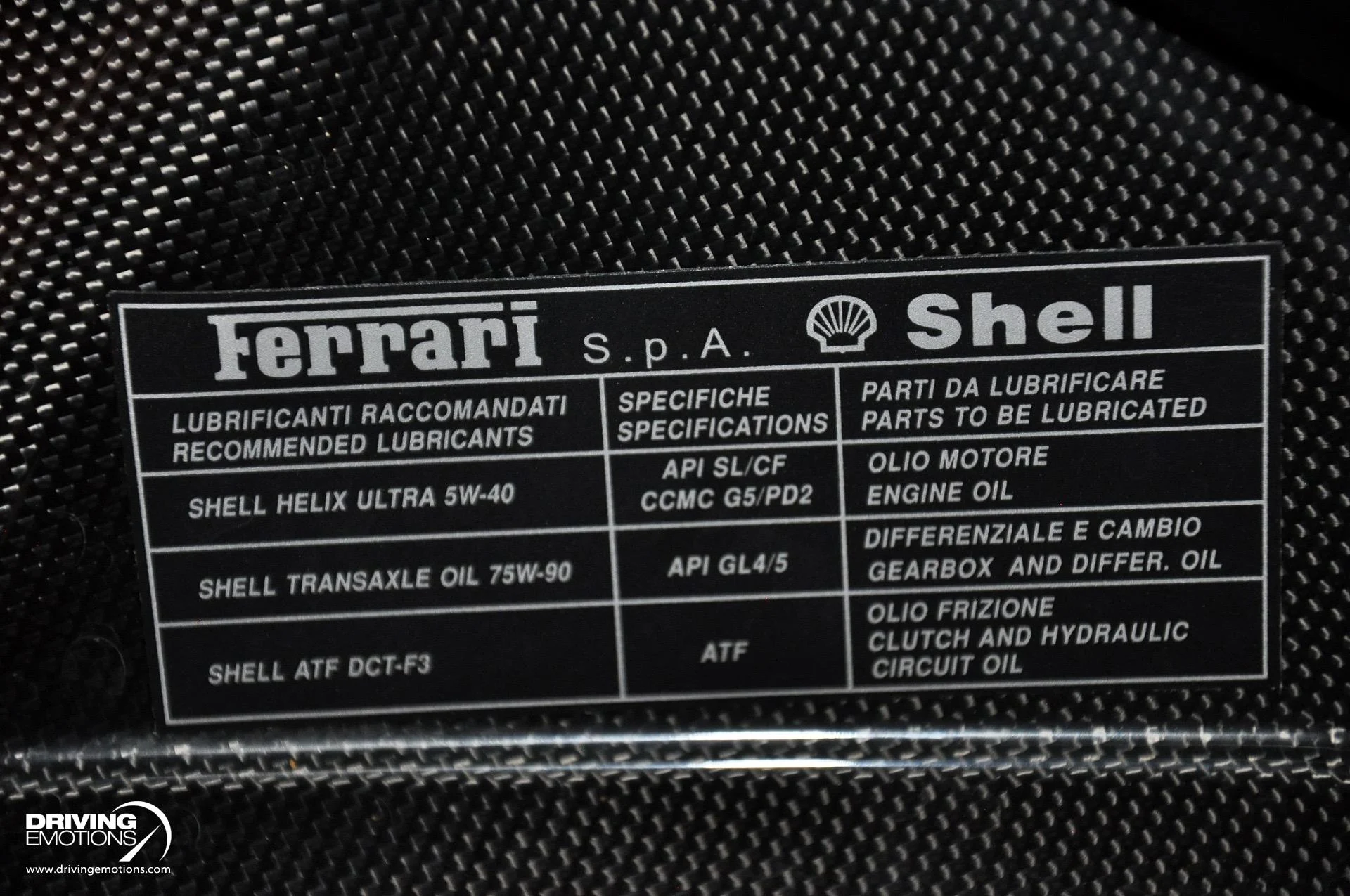 mph141_804649126_896_p142_l_1ad30db517