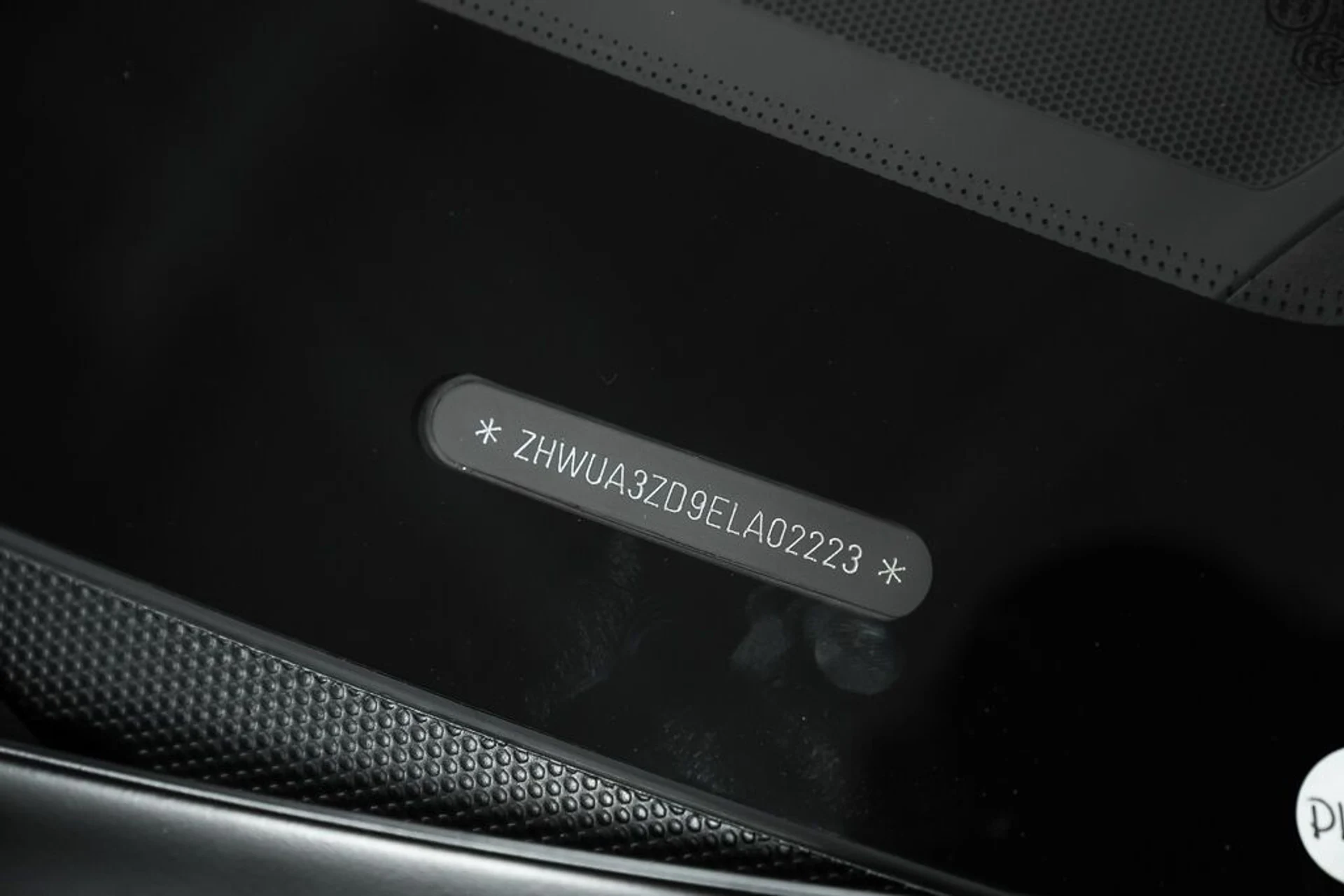 mph142_2079888875_lamborghini_veneno_2014_jpg_v_1779988126_38383cba7a