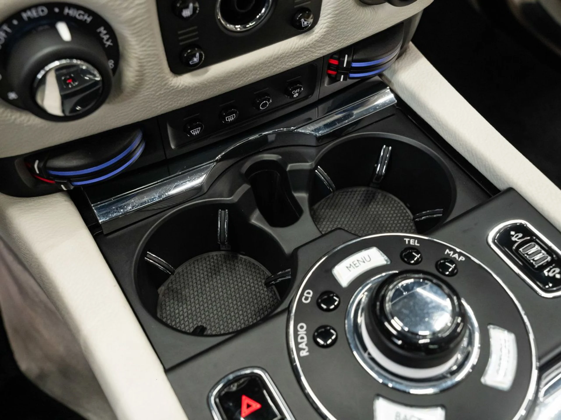 mph142_3072988033_rolls_royce_ghost_2012_6fc50ccaea