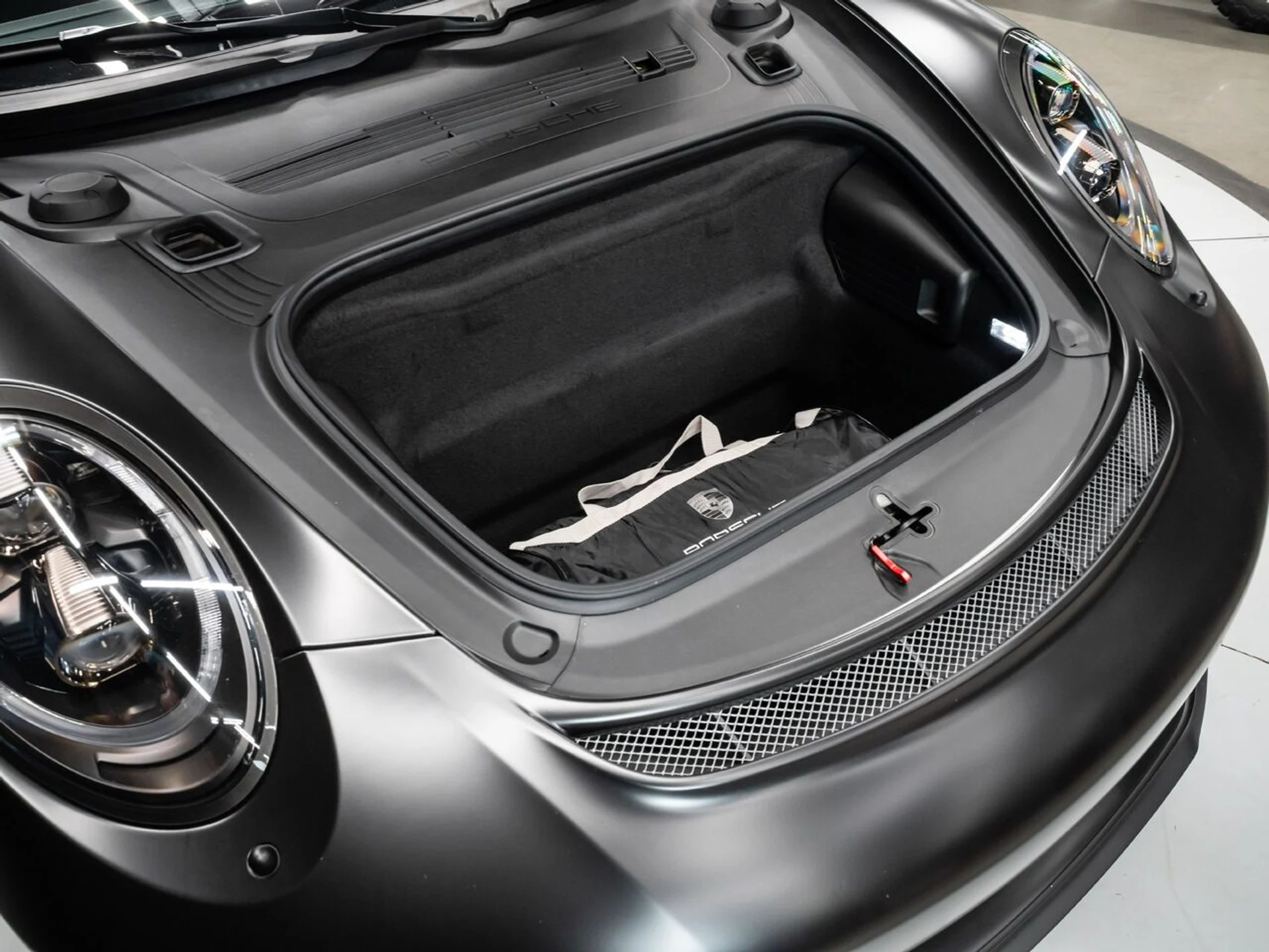 mph142_3705673175_porsche_911_2019_e6d171d818