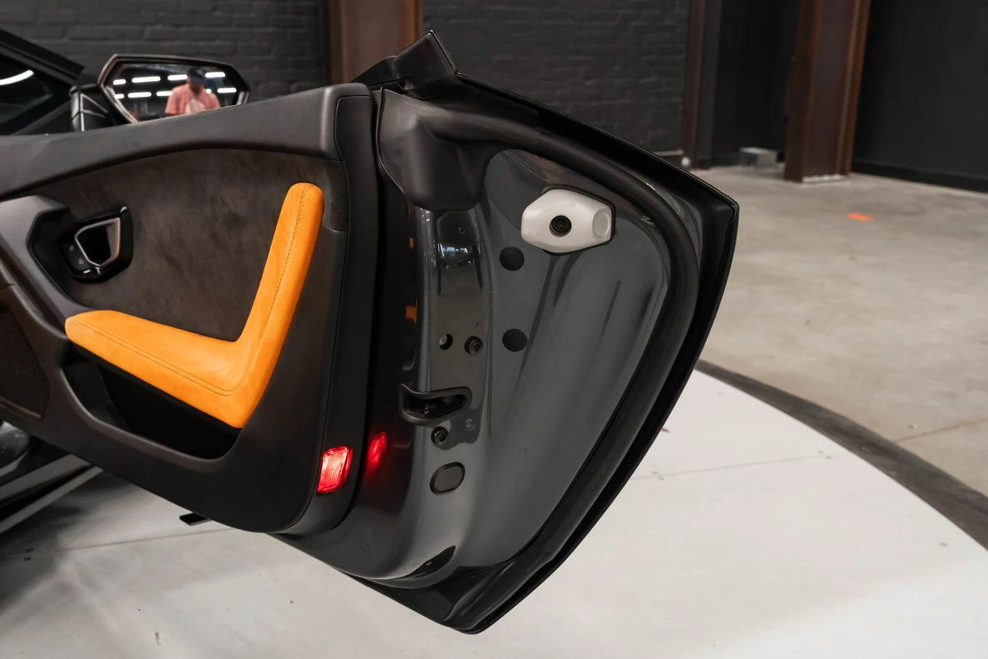 mph143_1835879329_lamborghini_huracan_2016_b3d24742f1