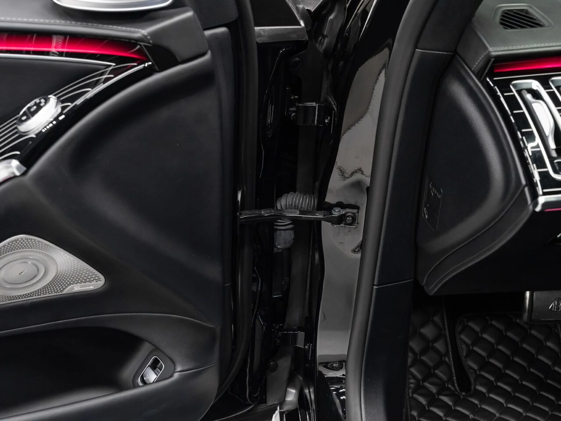 mph143_2465111488_mercedes_benz_s_class_2023_ef2403e0c0