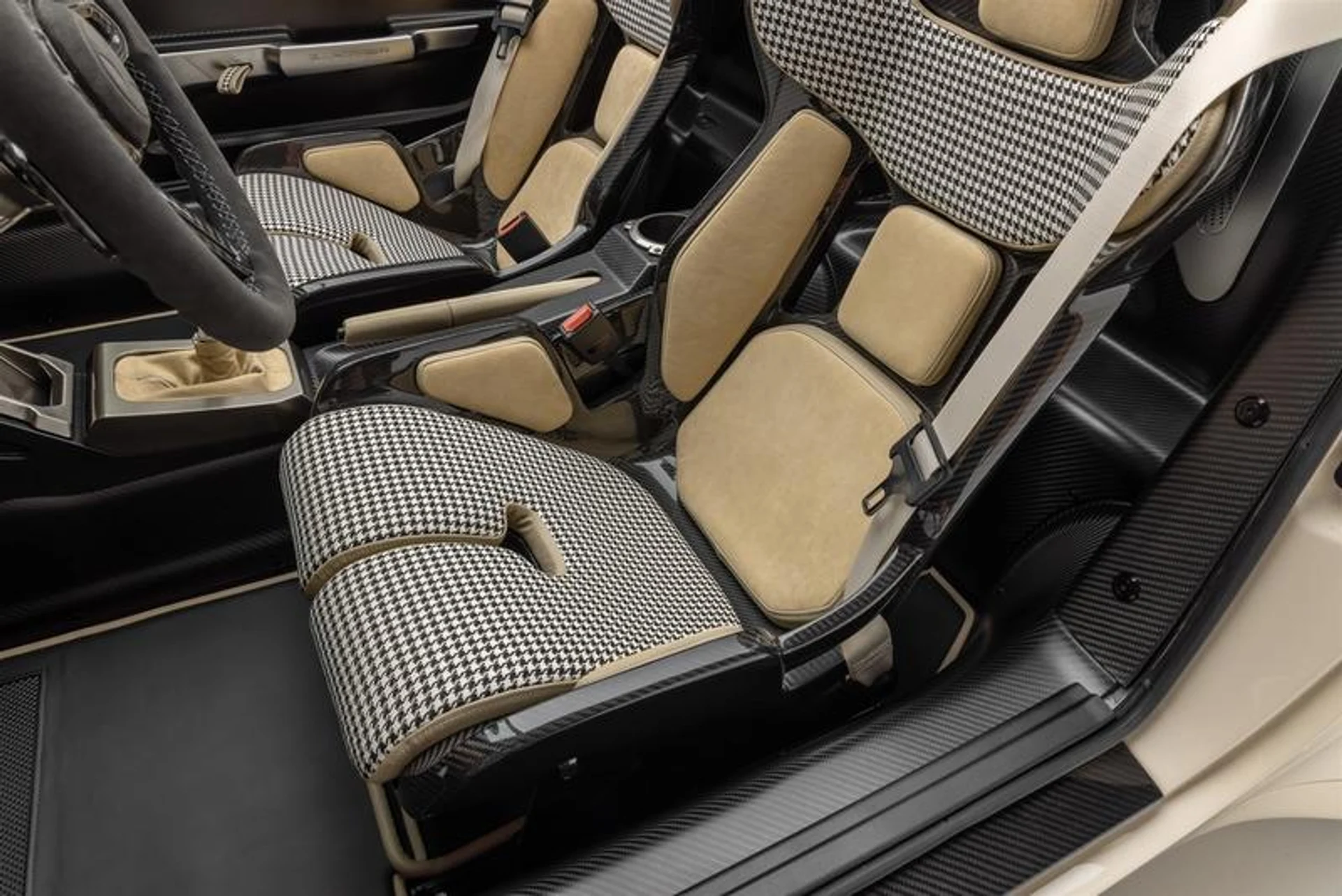 mph146_1239755009_69_F2_BF_2_E_9198_4_F93_8_DD_6_F66_F5_D3_C49_CE_5321edd299