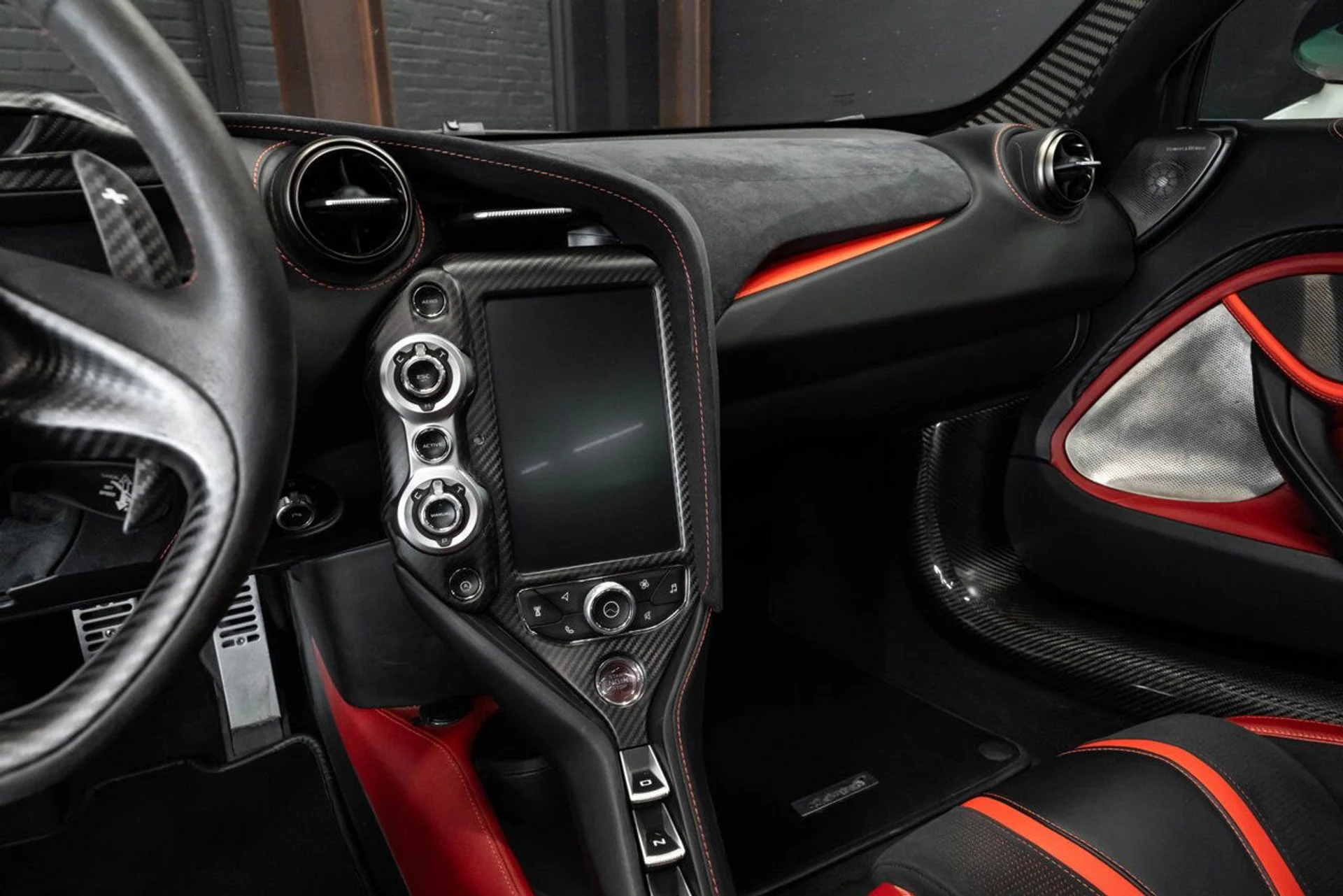 mph146_4175155734_mclaren_720s_2018_1410d32bb7